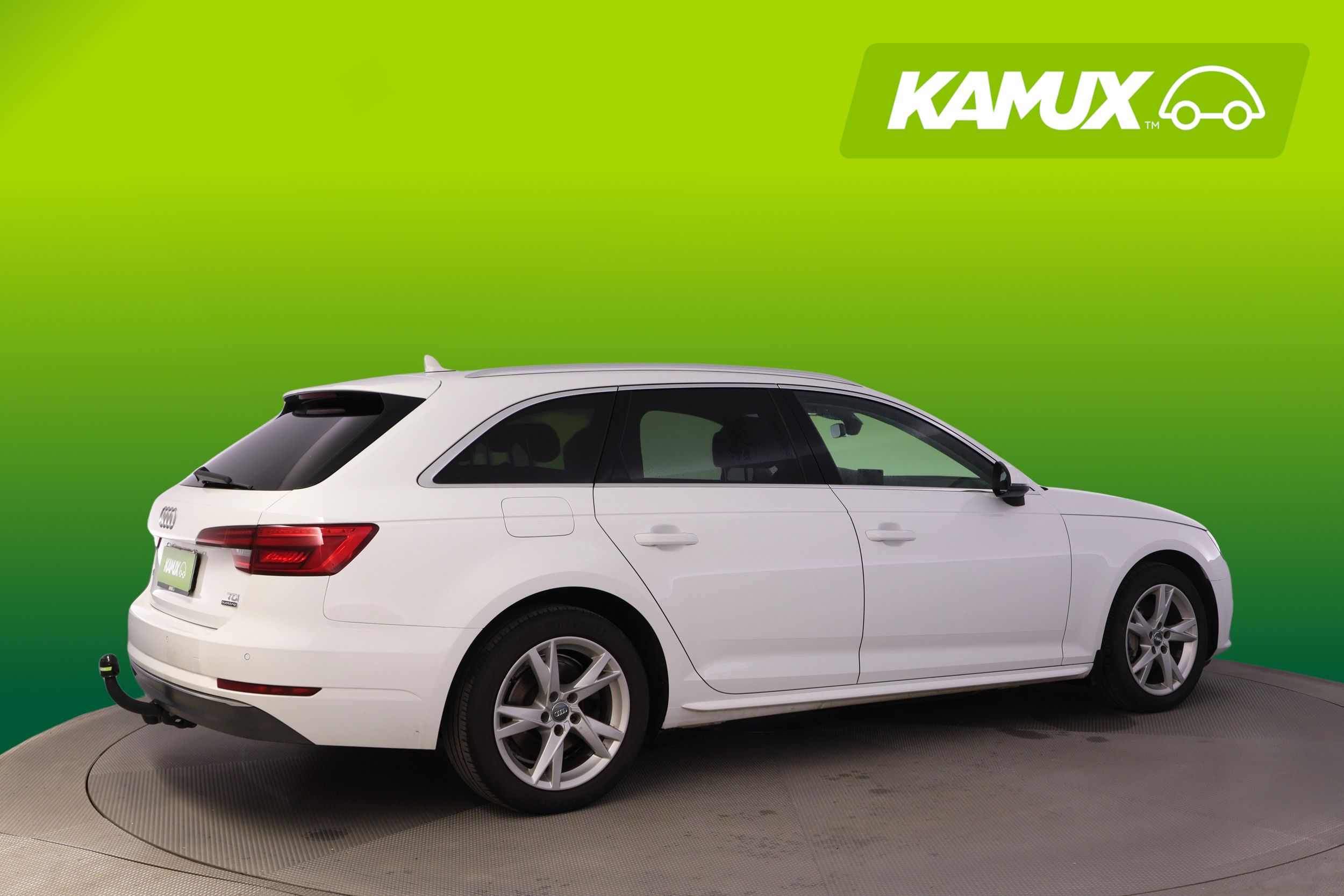 Audi A4 2018, photo 2/21