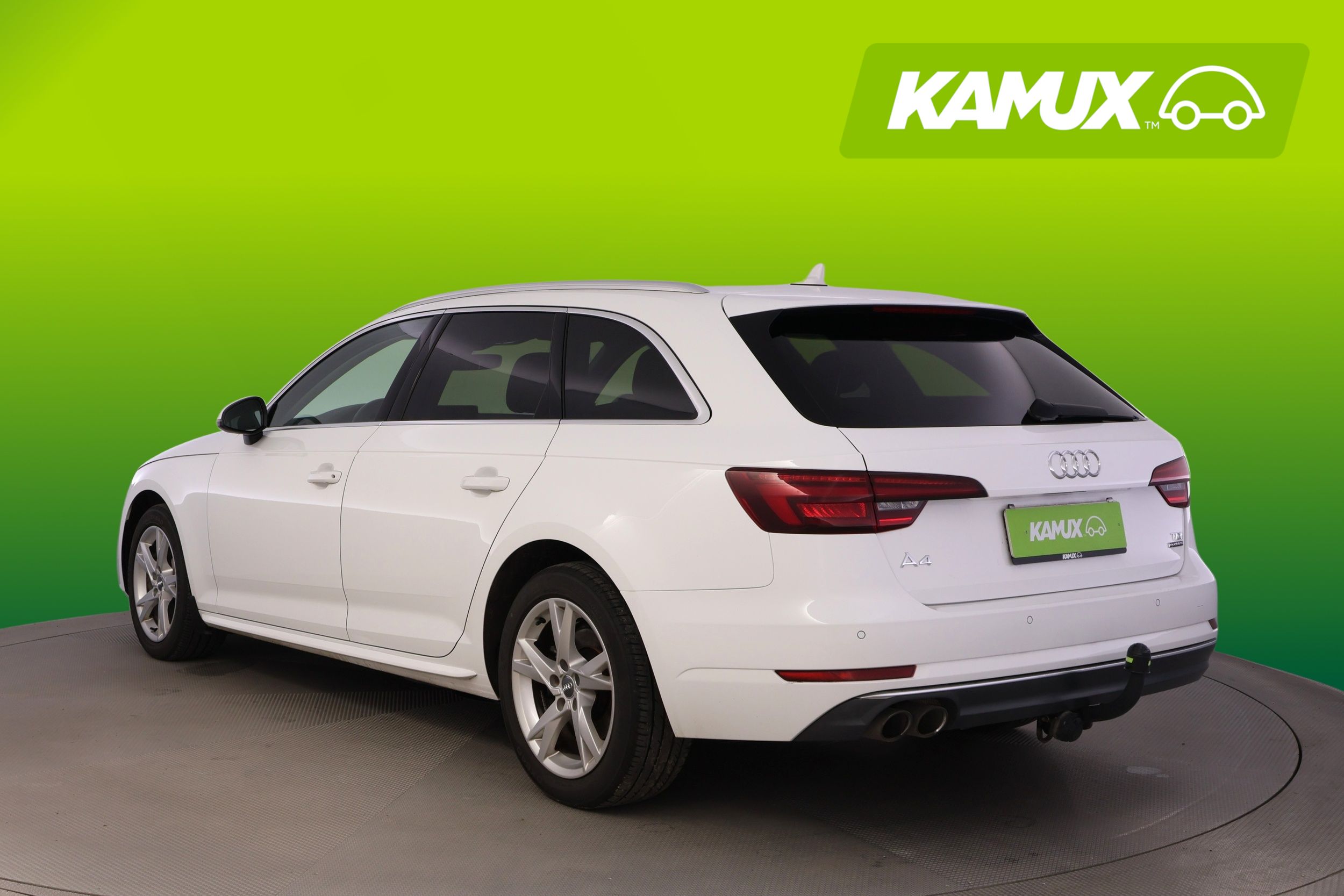 Audi A4 2018, photo 4/21
