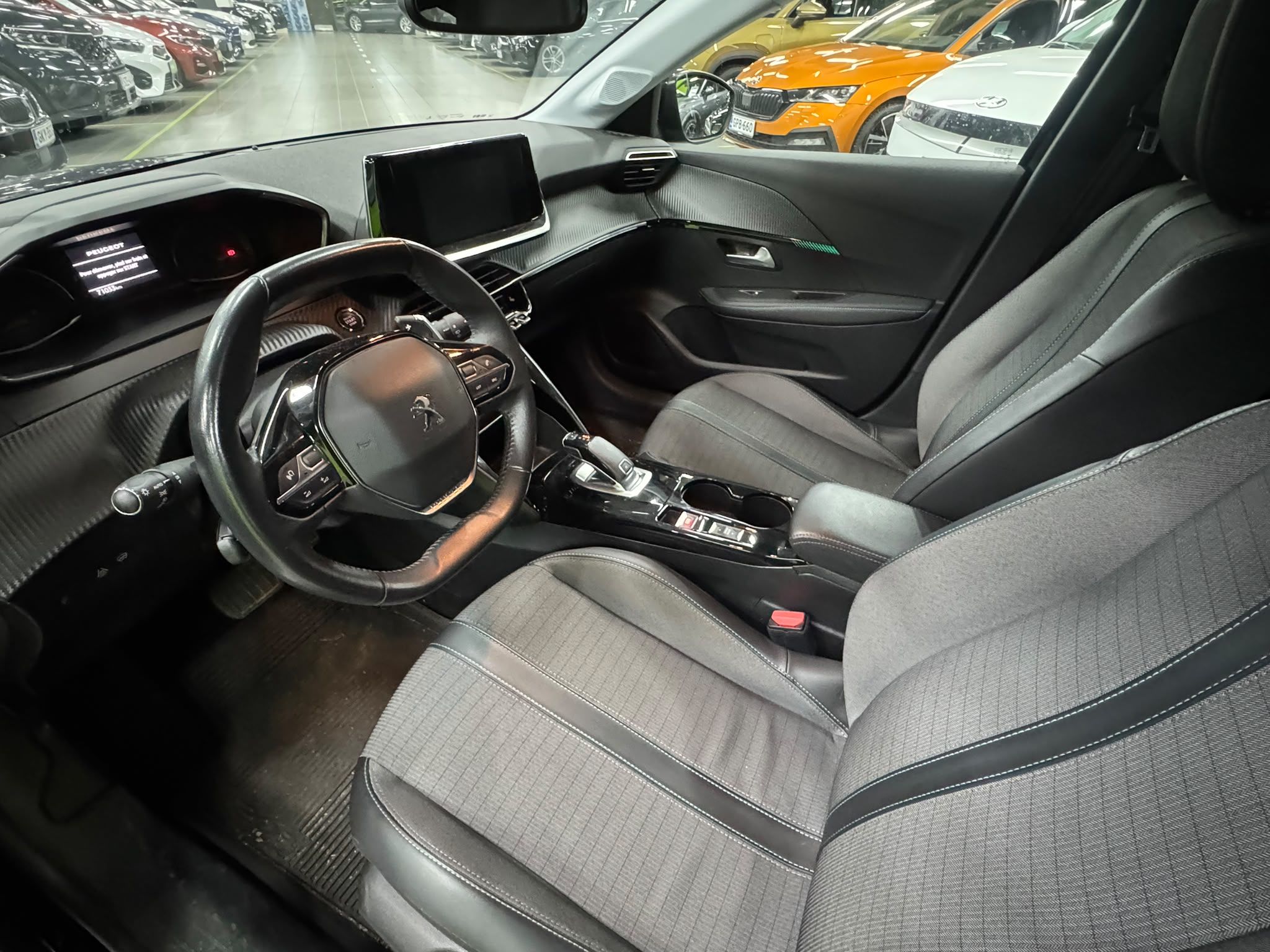 Peugeot 208 2021, kuva 3/4
