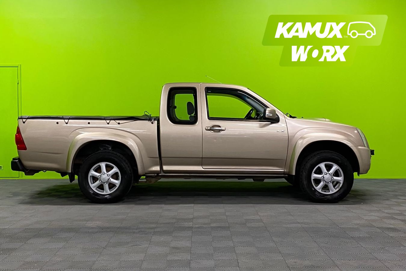 Isuzu D-Max 2,5 TDi Space Cab 4x4 LS 2008, photo 2/20