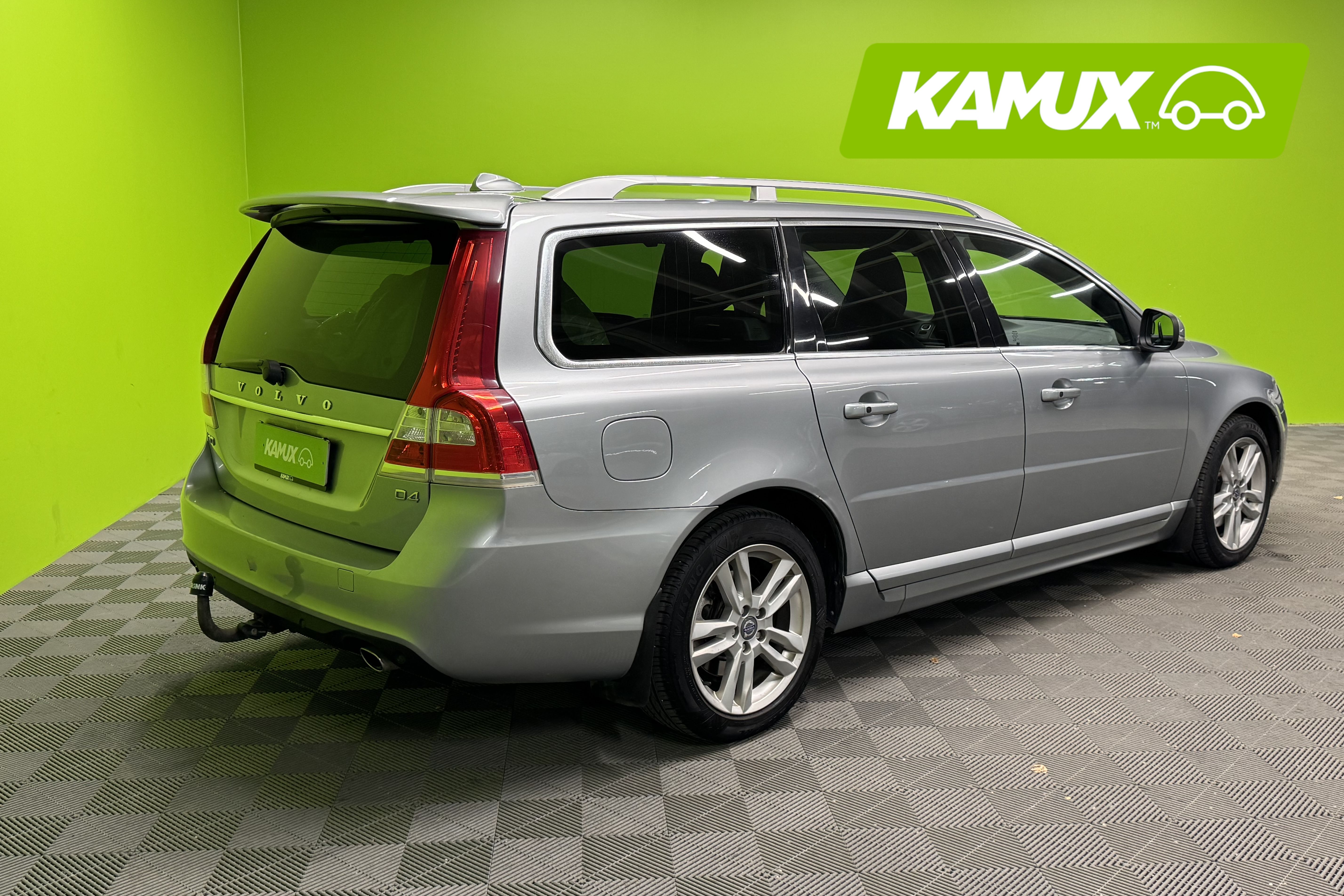 Volvo V70 D4 Summum aut 2014, kuva 3/24