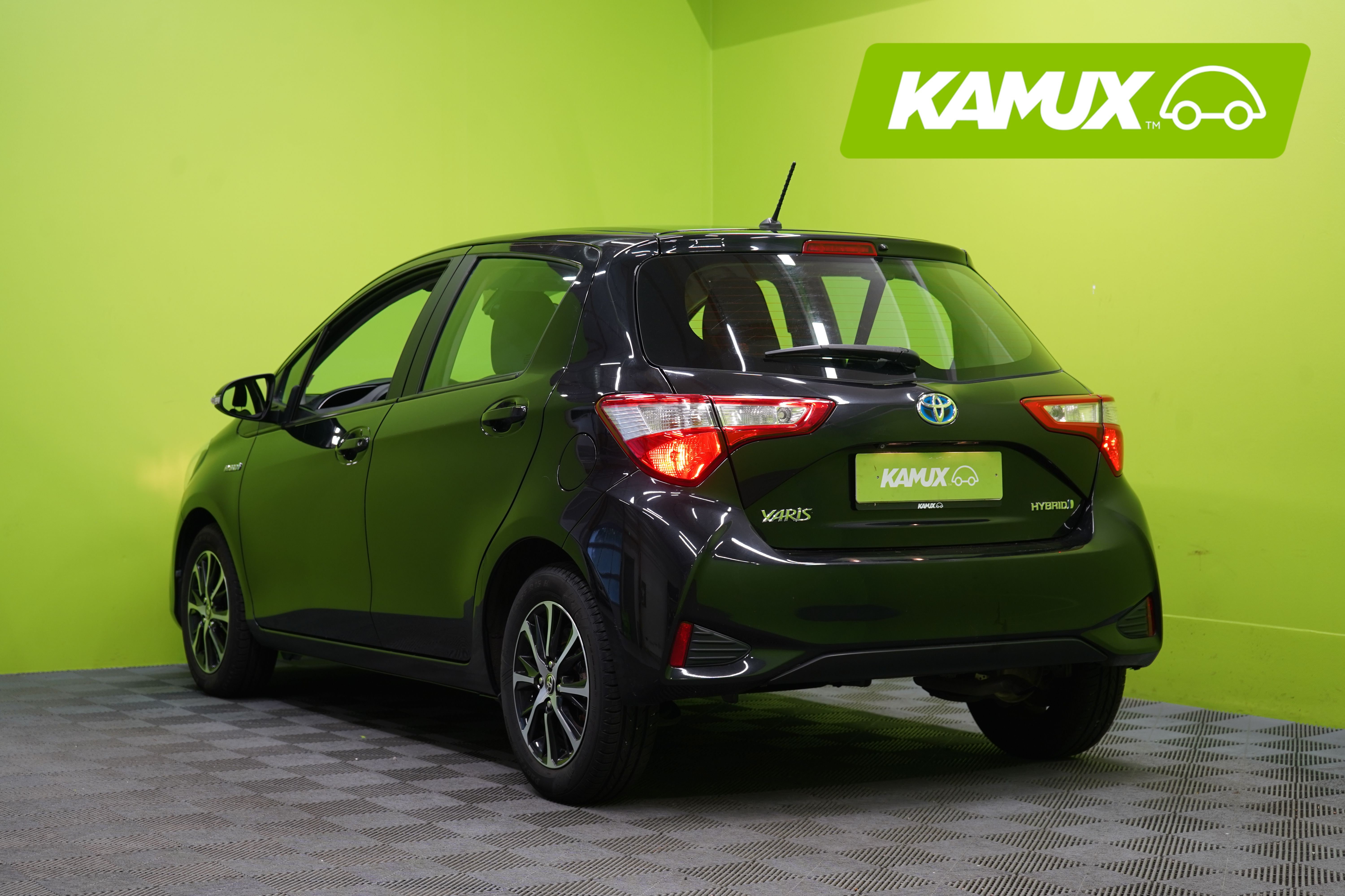 Toyota Yaris 1,5 Hybrid Active 5ov 2018, kuva 4/27