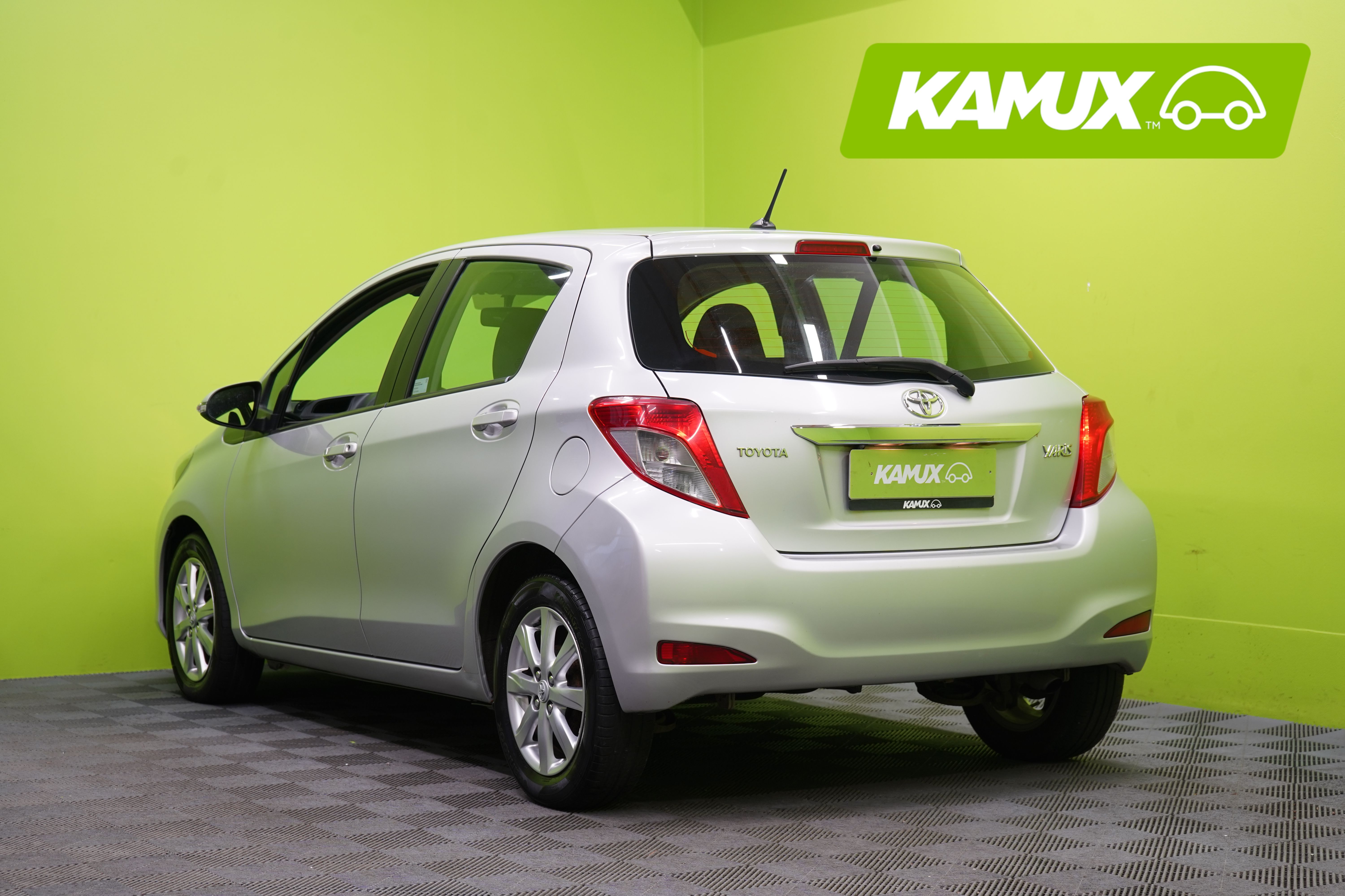 Toyota Yaris 2012, kuva 4/21