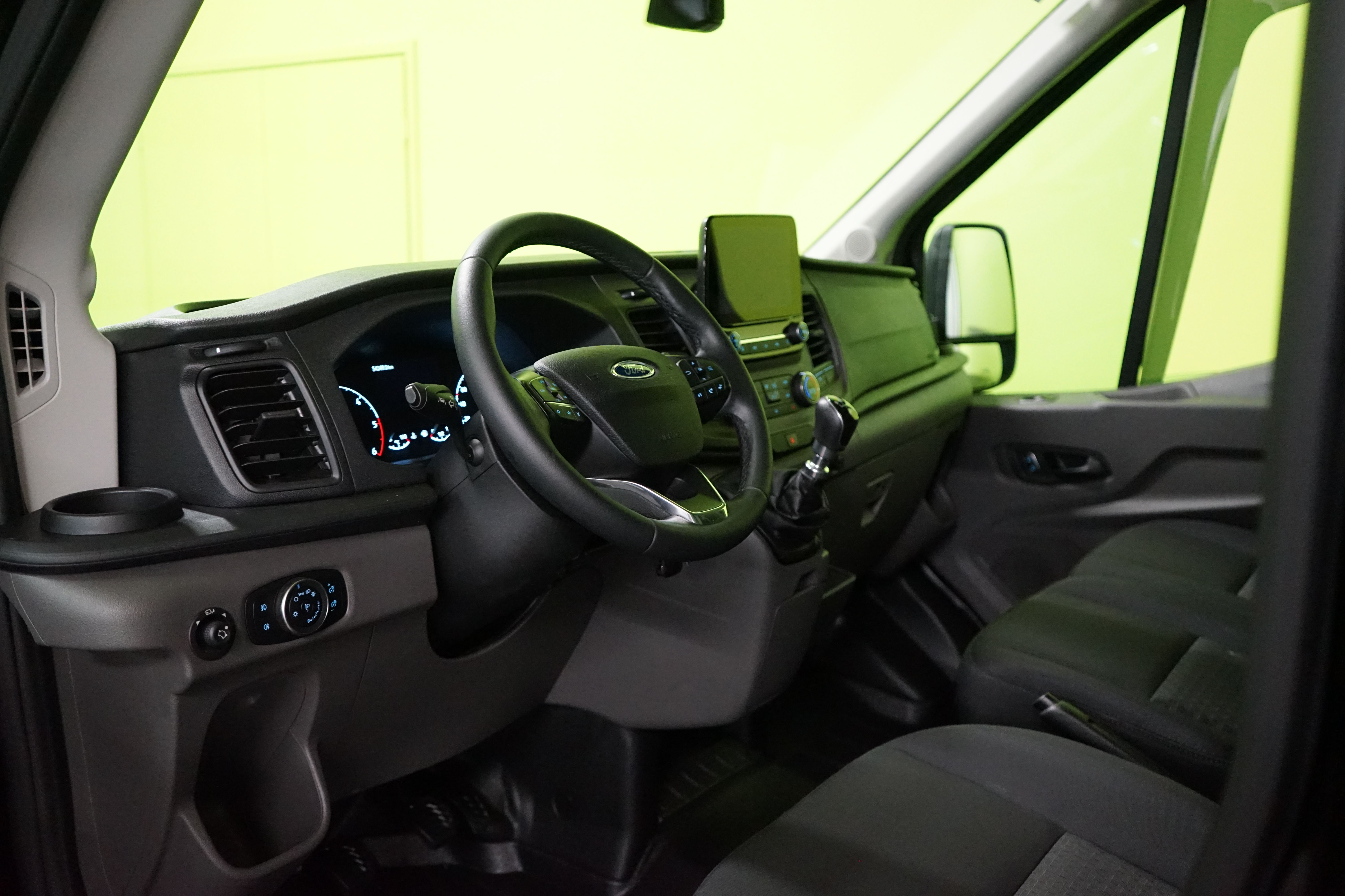 Ford Transit 2.0 TDCi 350 L3 Trend 2022, kuva 7/19