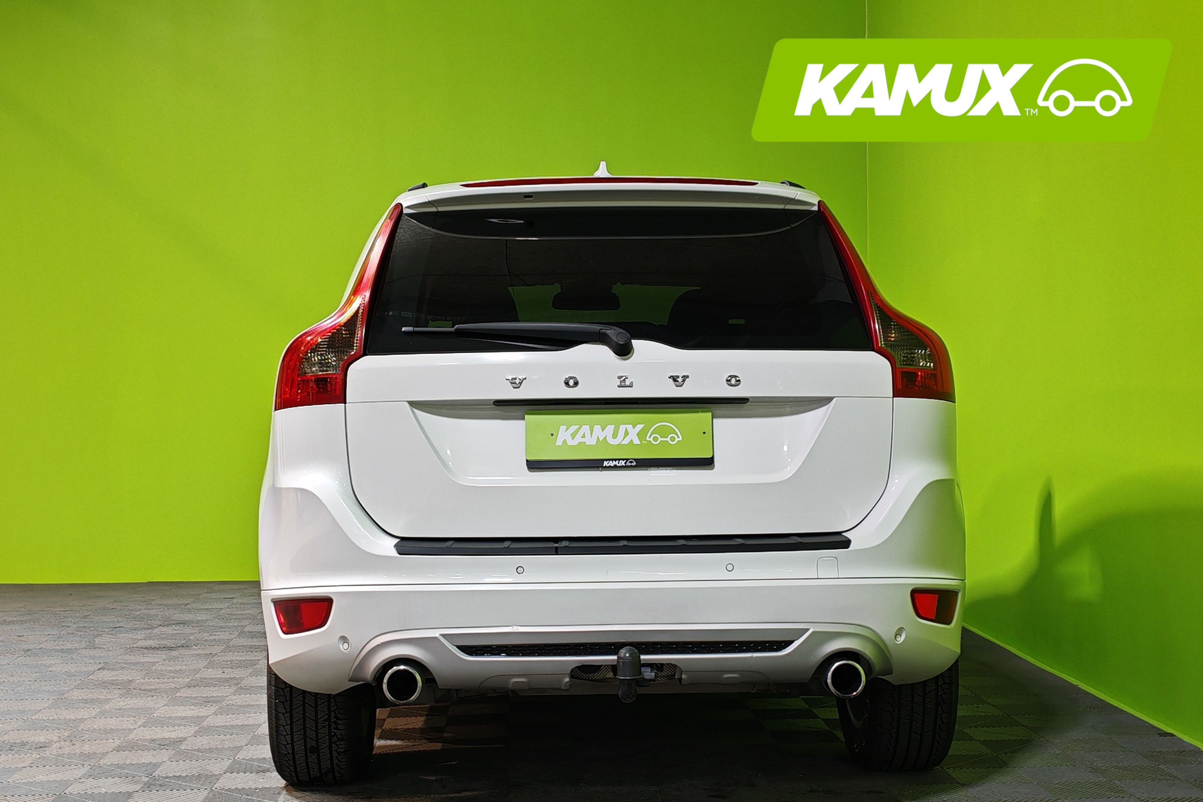 Volvo XC60 D5 AWD R-Design aut 2010, kuva 3/24