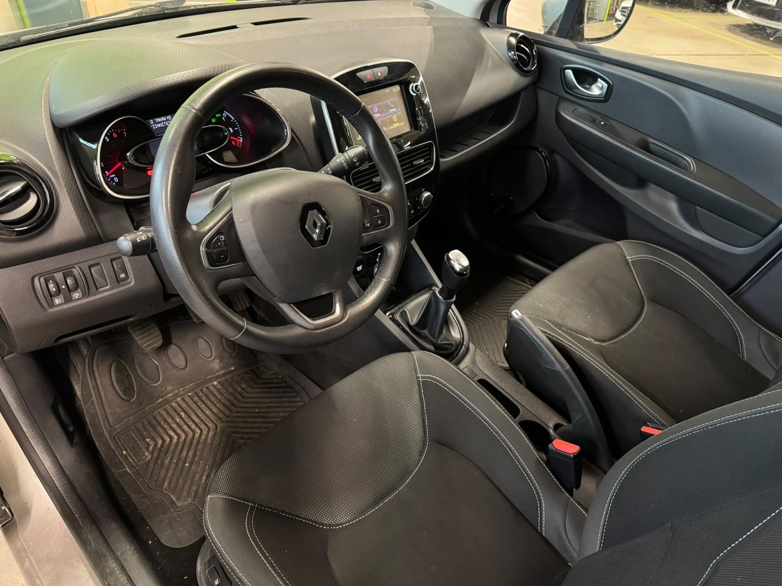 Renault Clio Energy TCe 90 eco2 S&S Zen 2017, kuva 4/11