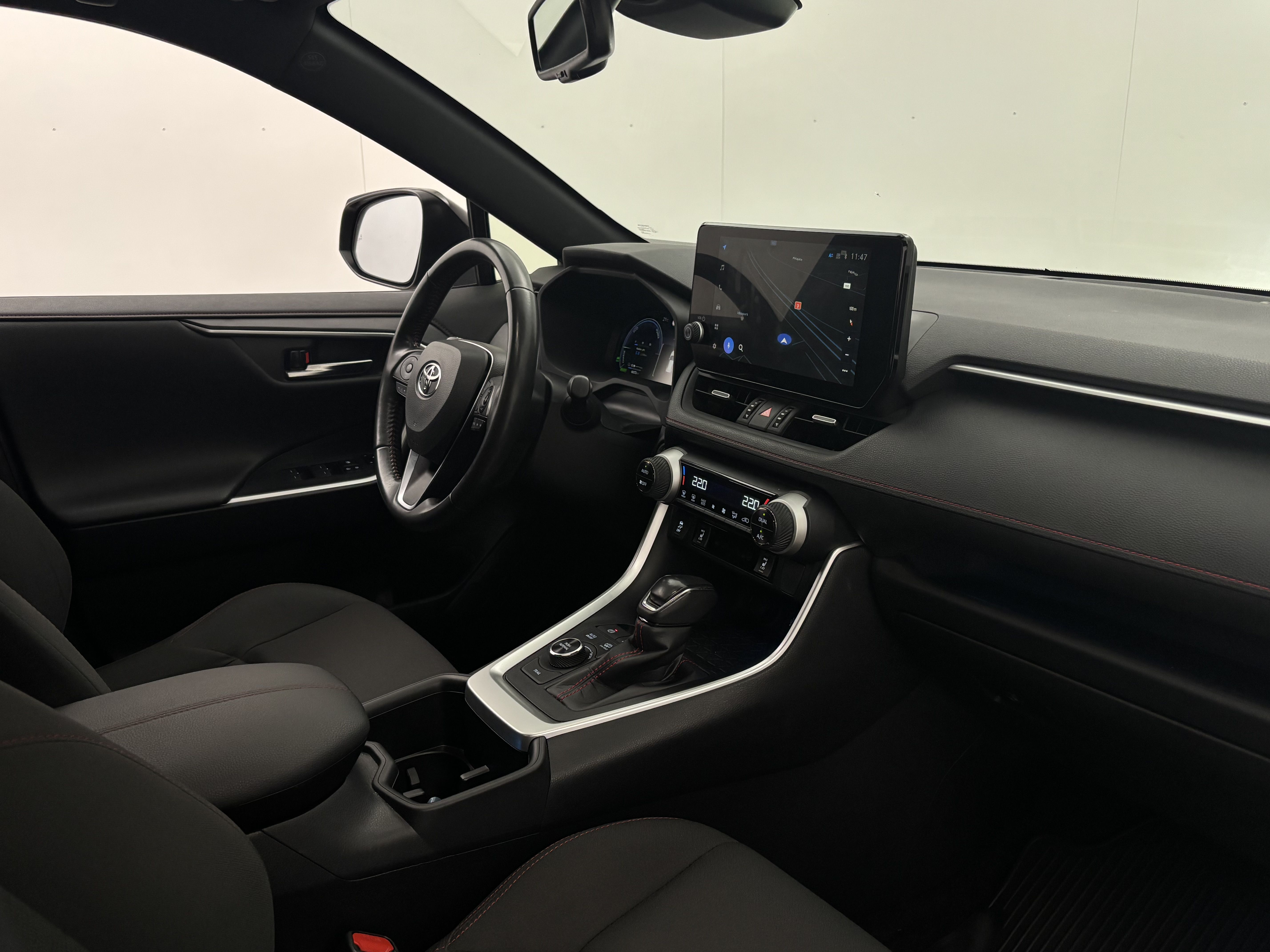 Toyota RAV4 Plug-In 2023, kuva 7/27