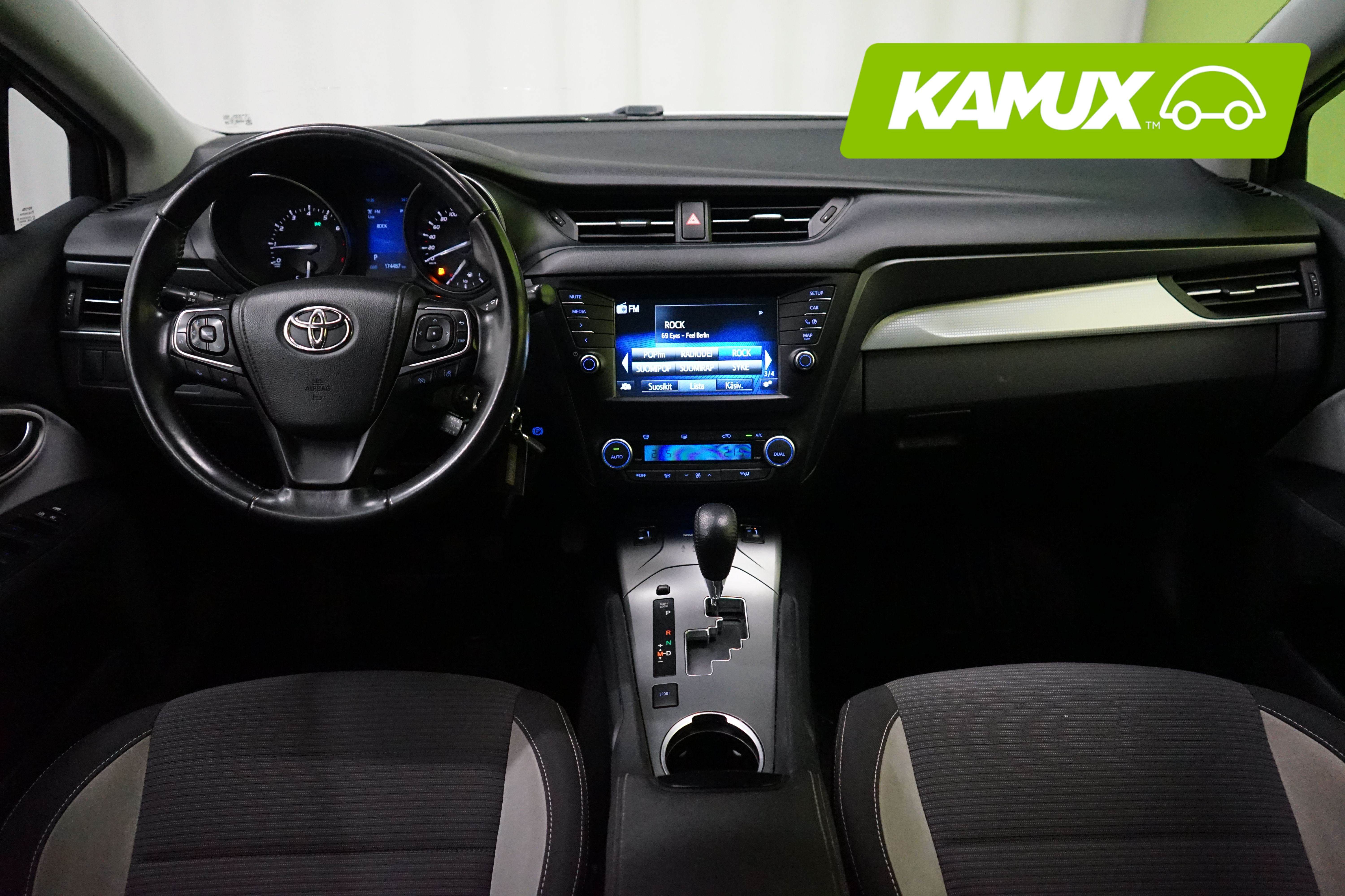 Toyota Avensis 2016, photo 6/18