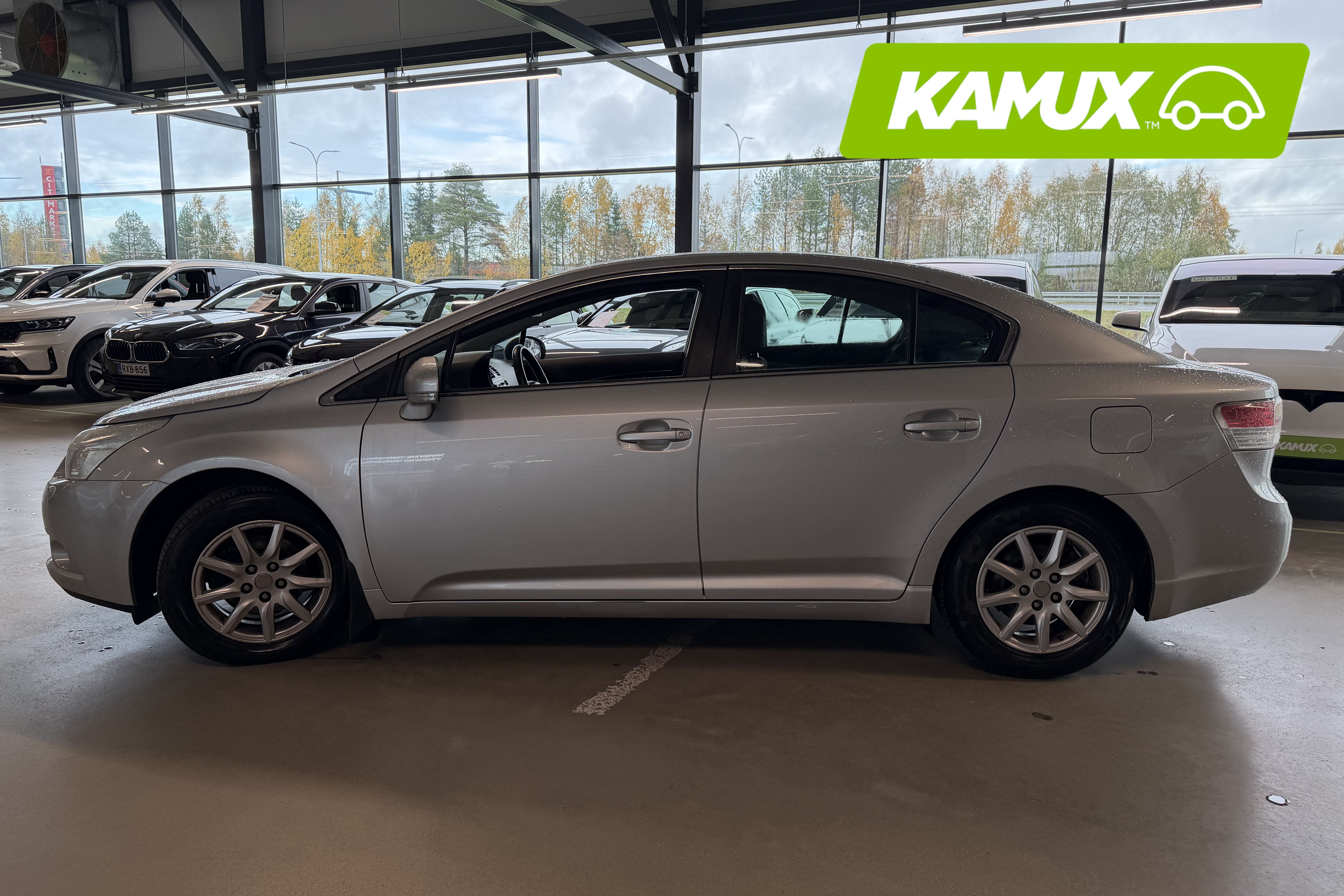 Toyota Avensis 2010, kuva 3/11