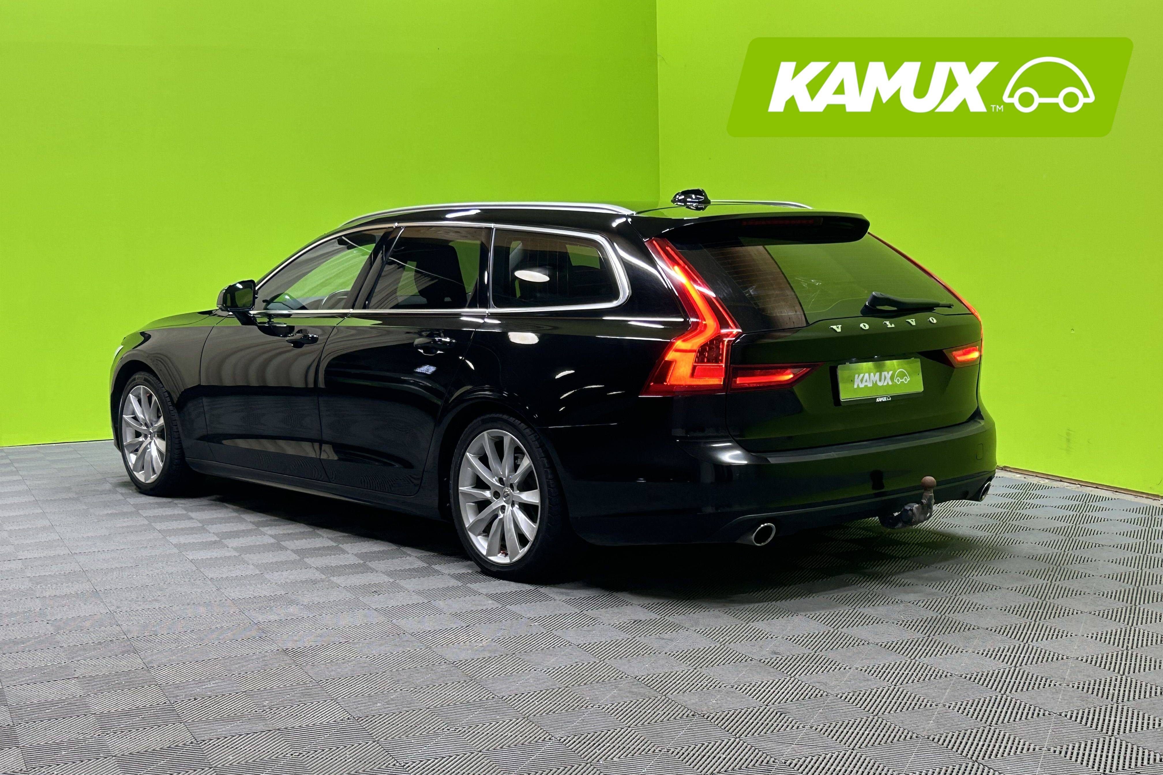 Volvo V90 D4 AWD Momentum aut 2018, kuva 5/24