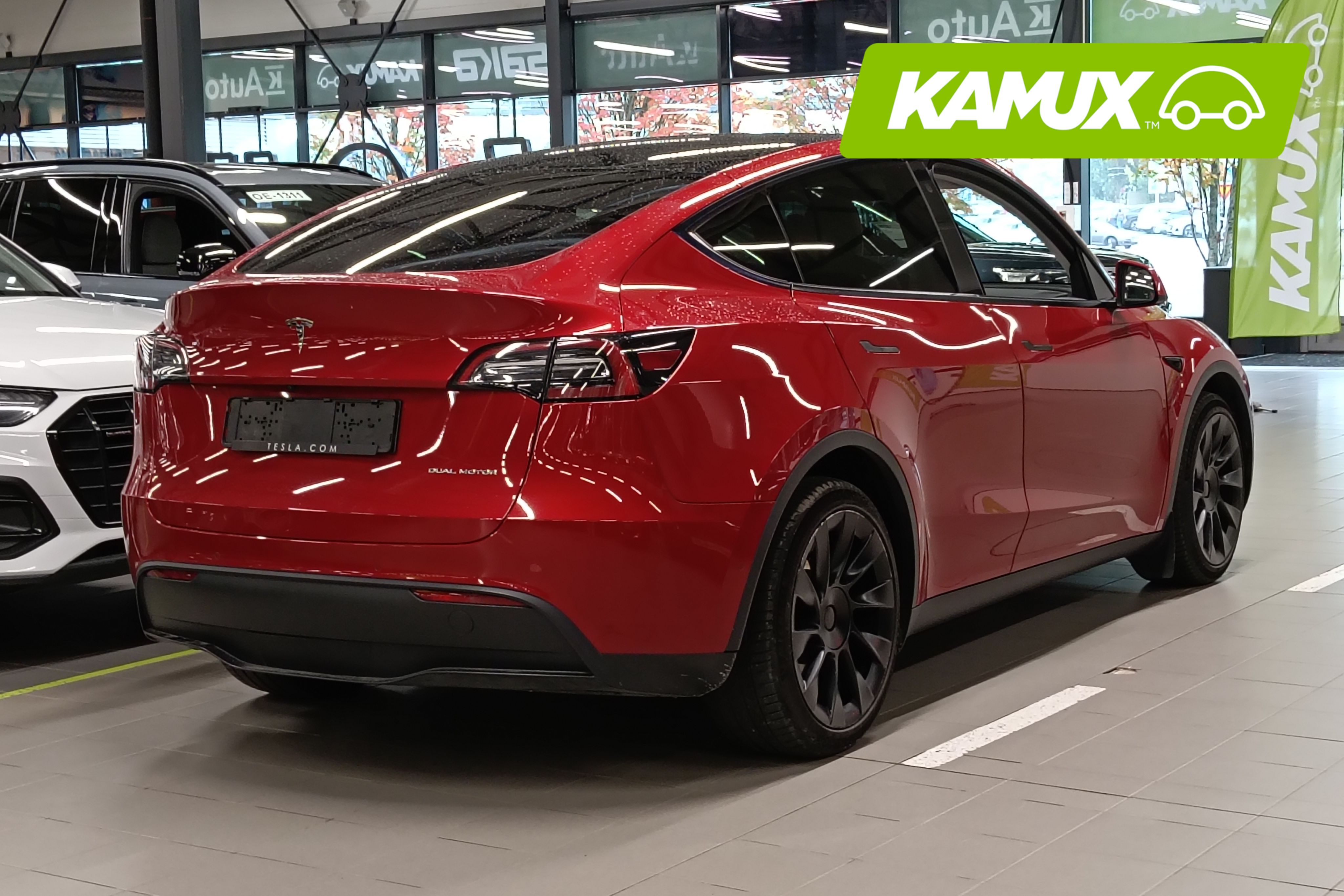 Tesla Model Y 2021, kuva 4/12