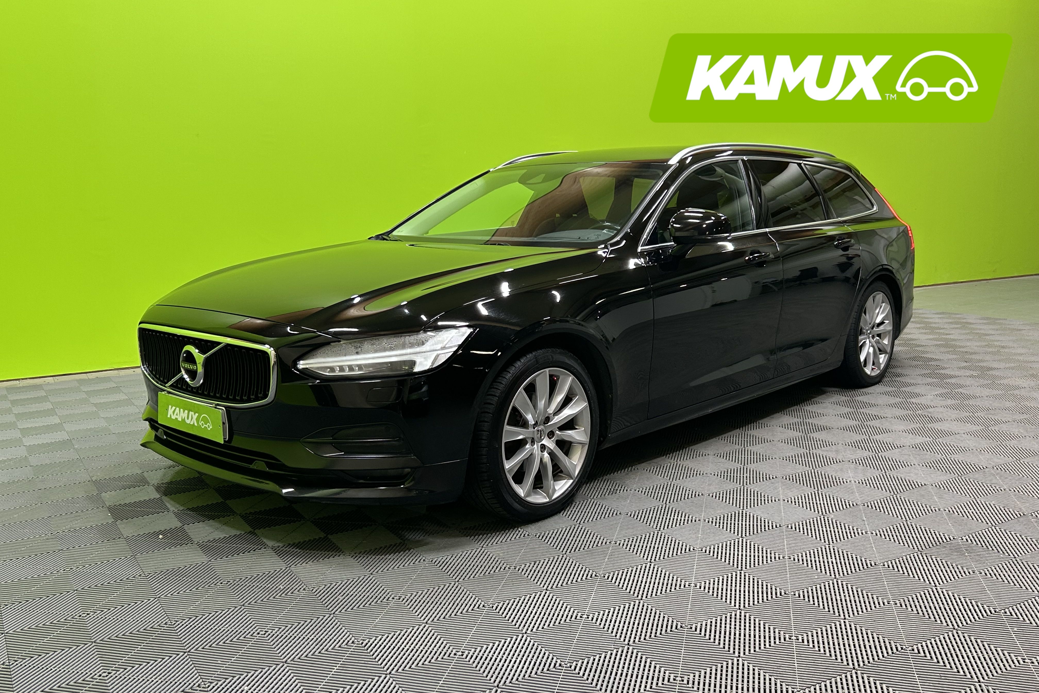 Volvo V90 D4 AWD Momentum aut 2018, kuva 4/24