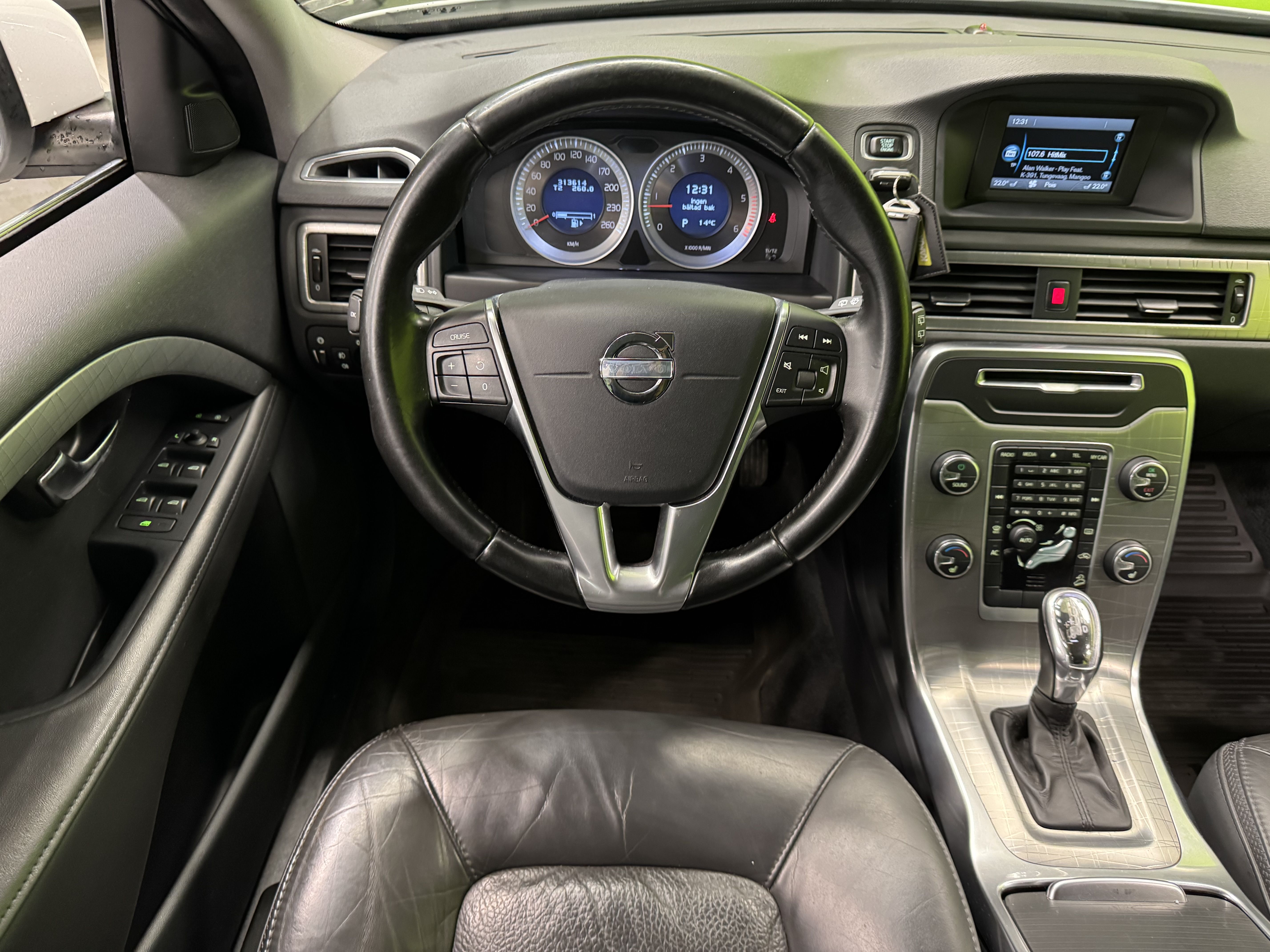 Volvo XC70 D4 AWD Business Summum aut 2013, photo 6/20