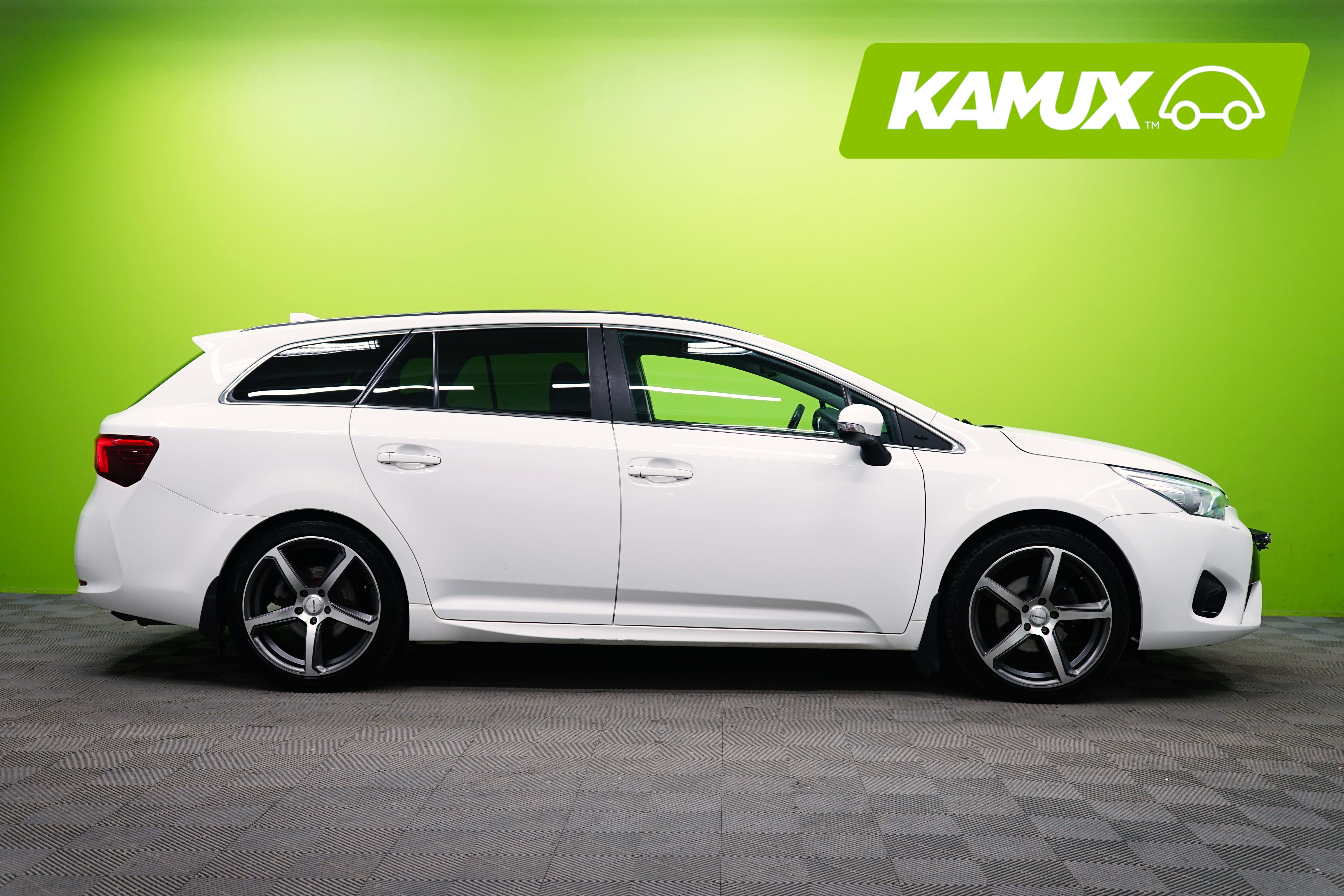 Toyota Avensis 2016, photo 2/18