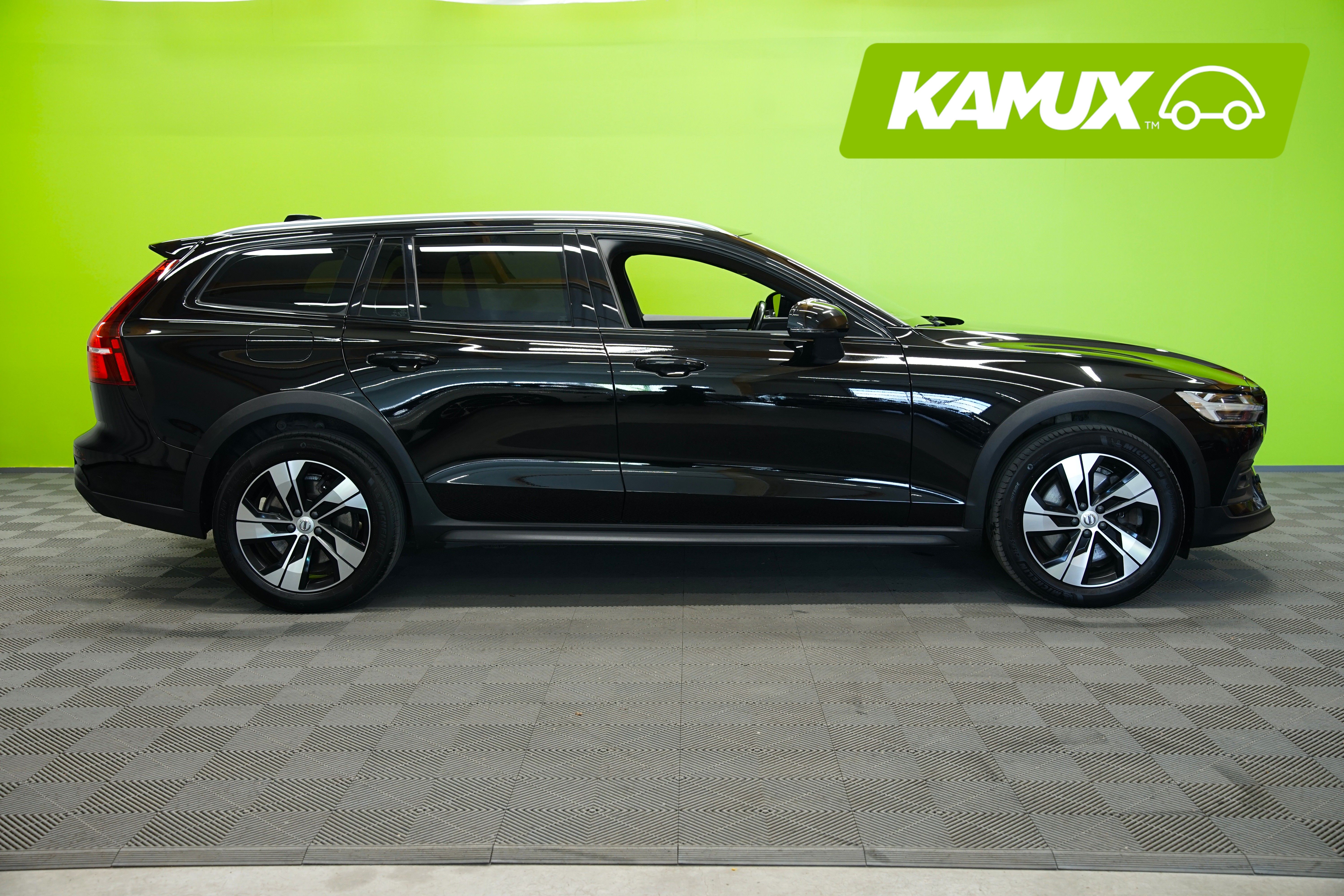 Volvo V60 Cross Country 2020, kuva 2/22