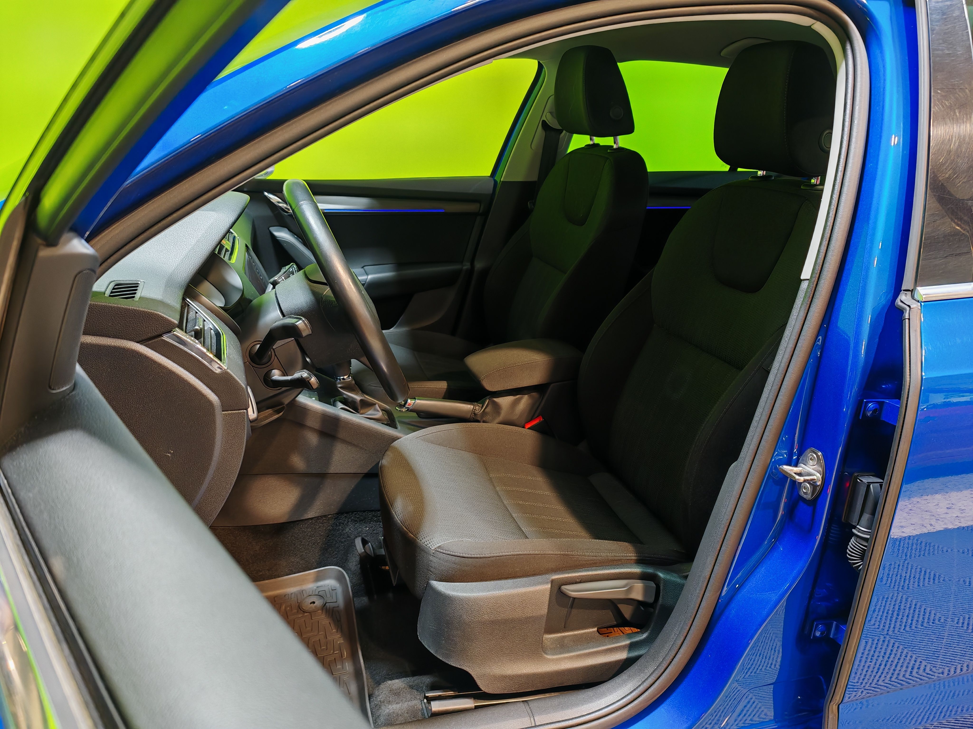 Skoda Octavia 2019, kuva 7/27