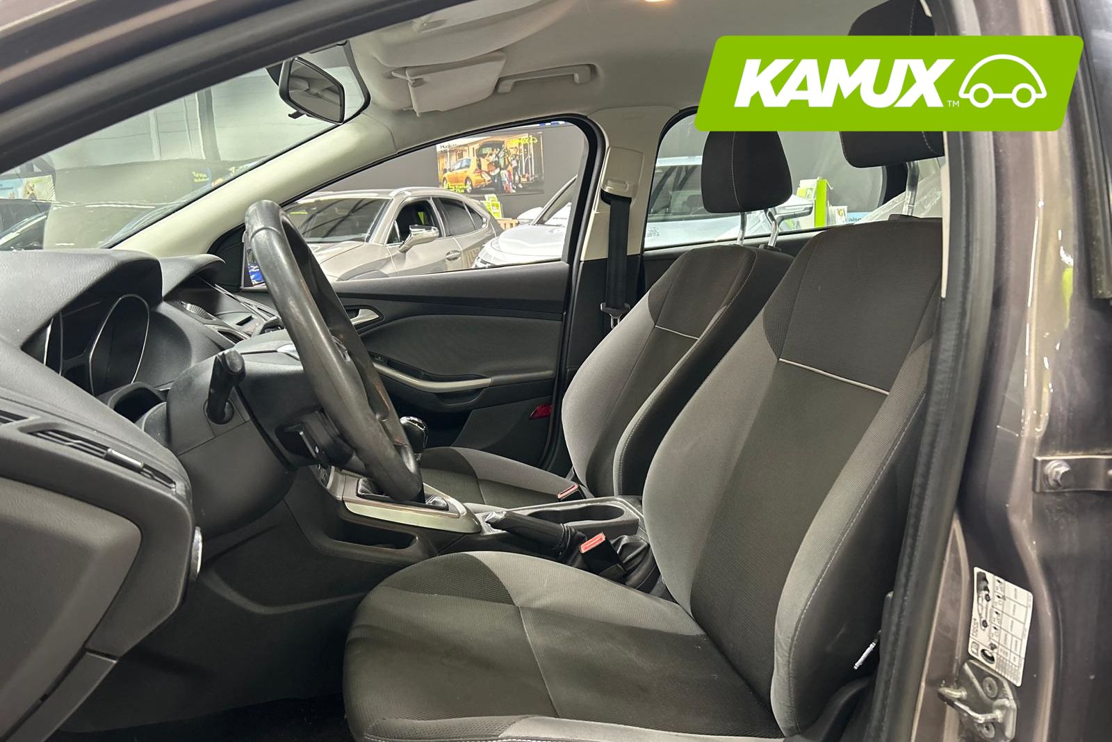 Ford Focus 1,6 125 hv Trend M5 4-ovinen 2012, kuva 5/8