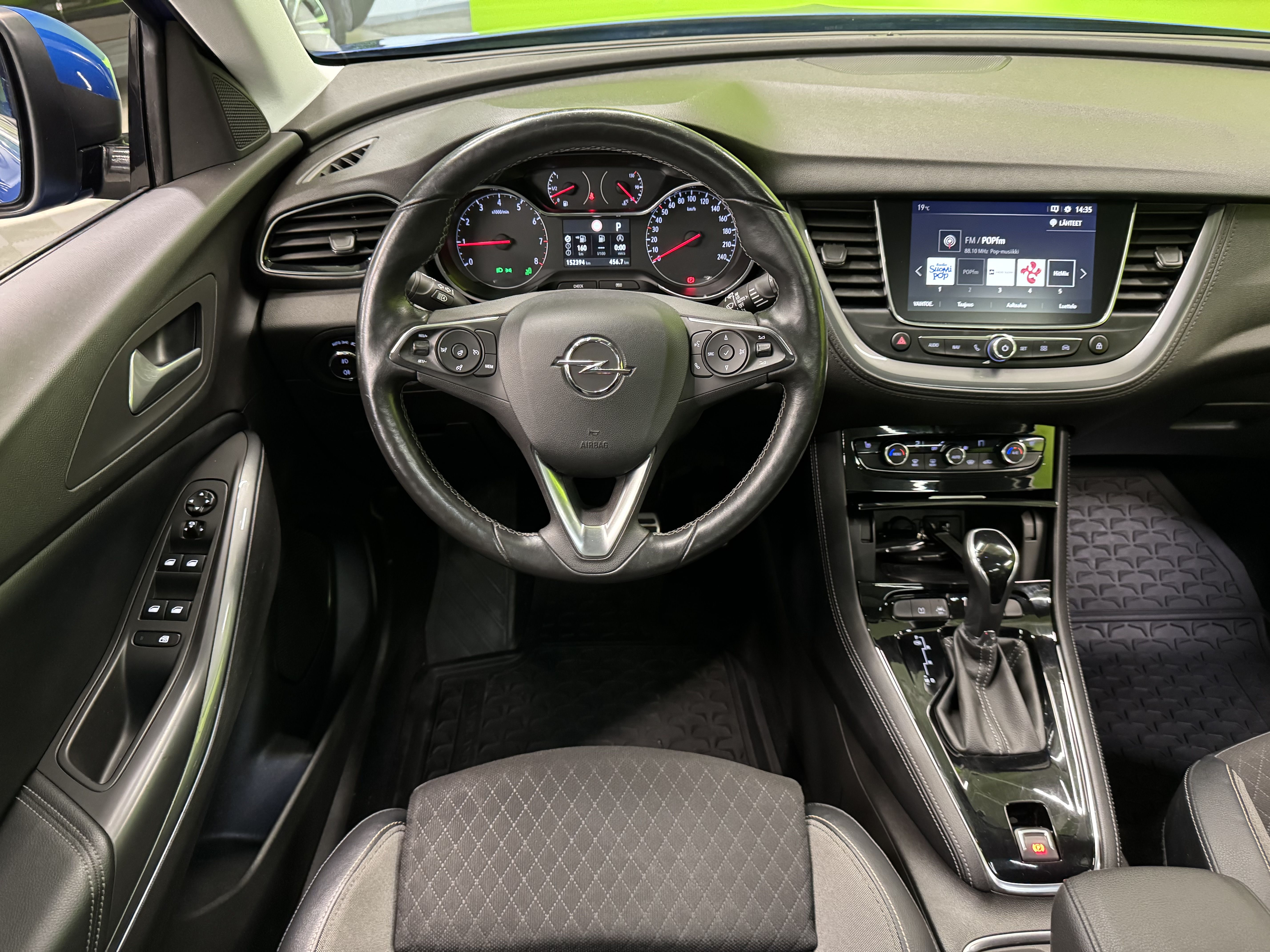 Opel Grandland X 2017, kuva 7/20