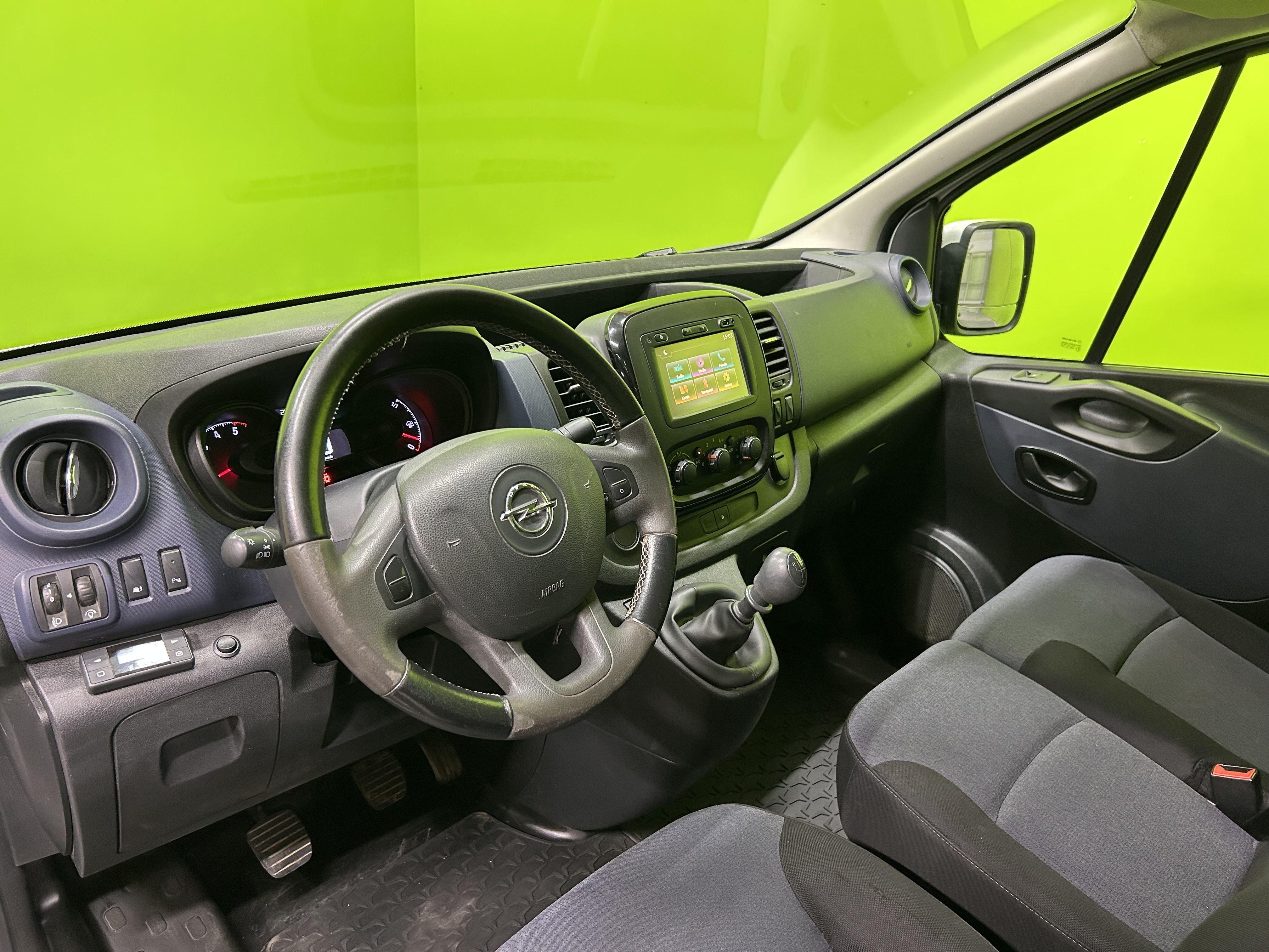 Opel Vivaro 2017, kuva 6/19