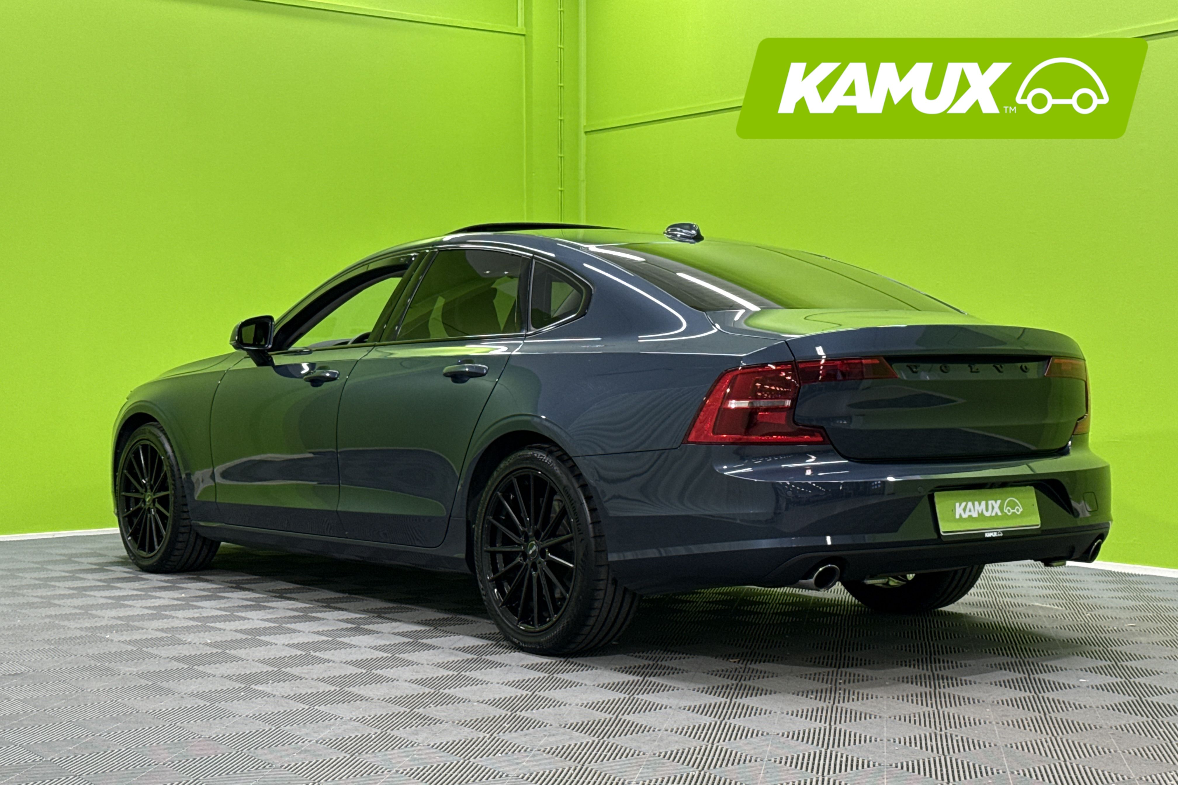 Volvo S90 D5 AWD Momentum Plus 2018, photo 4/24