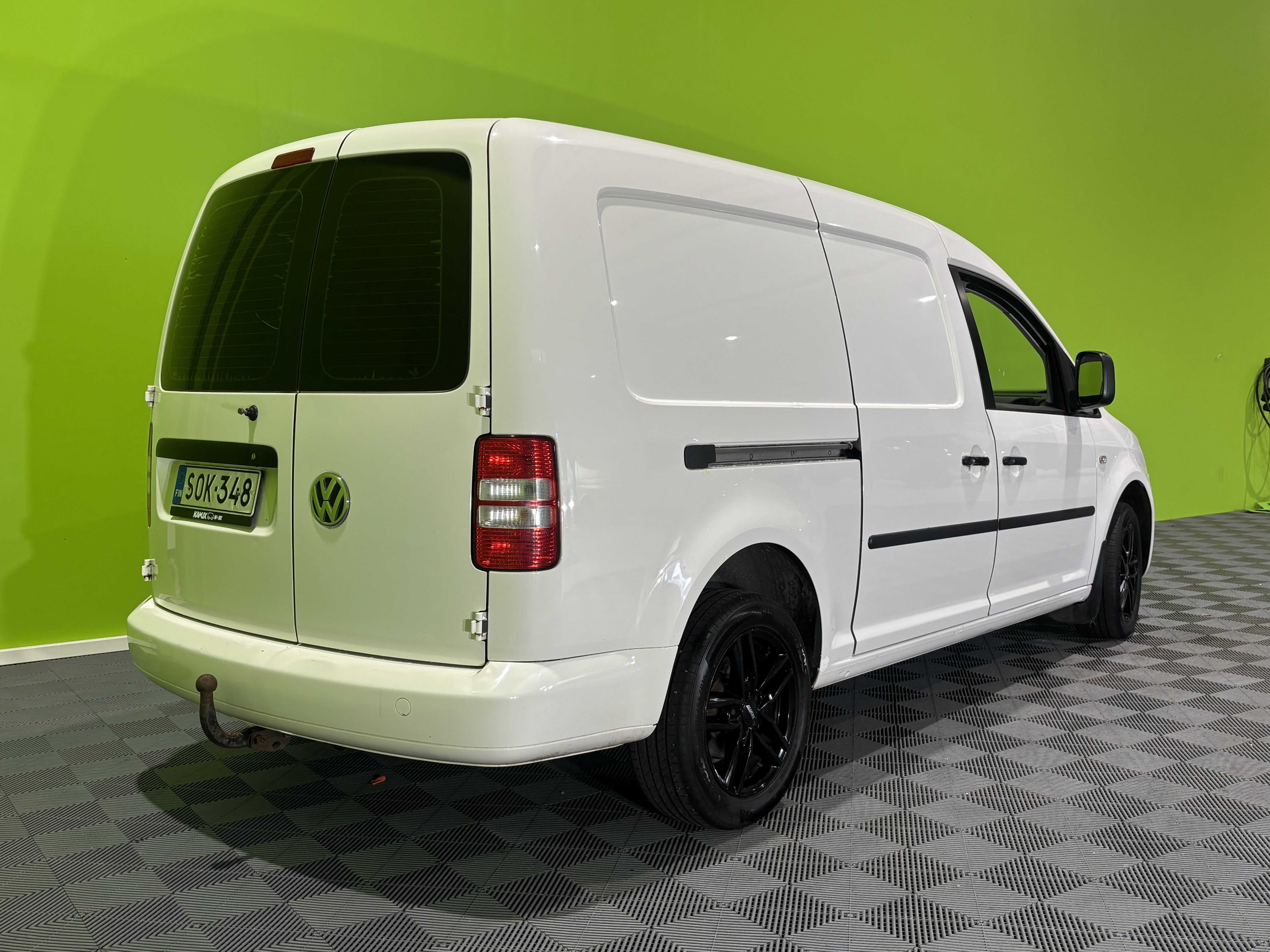 Volkswagen Caddy Maxi 2,0 TDI 103 kW DSG 2015, kuva 2/14