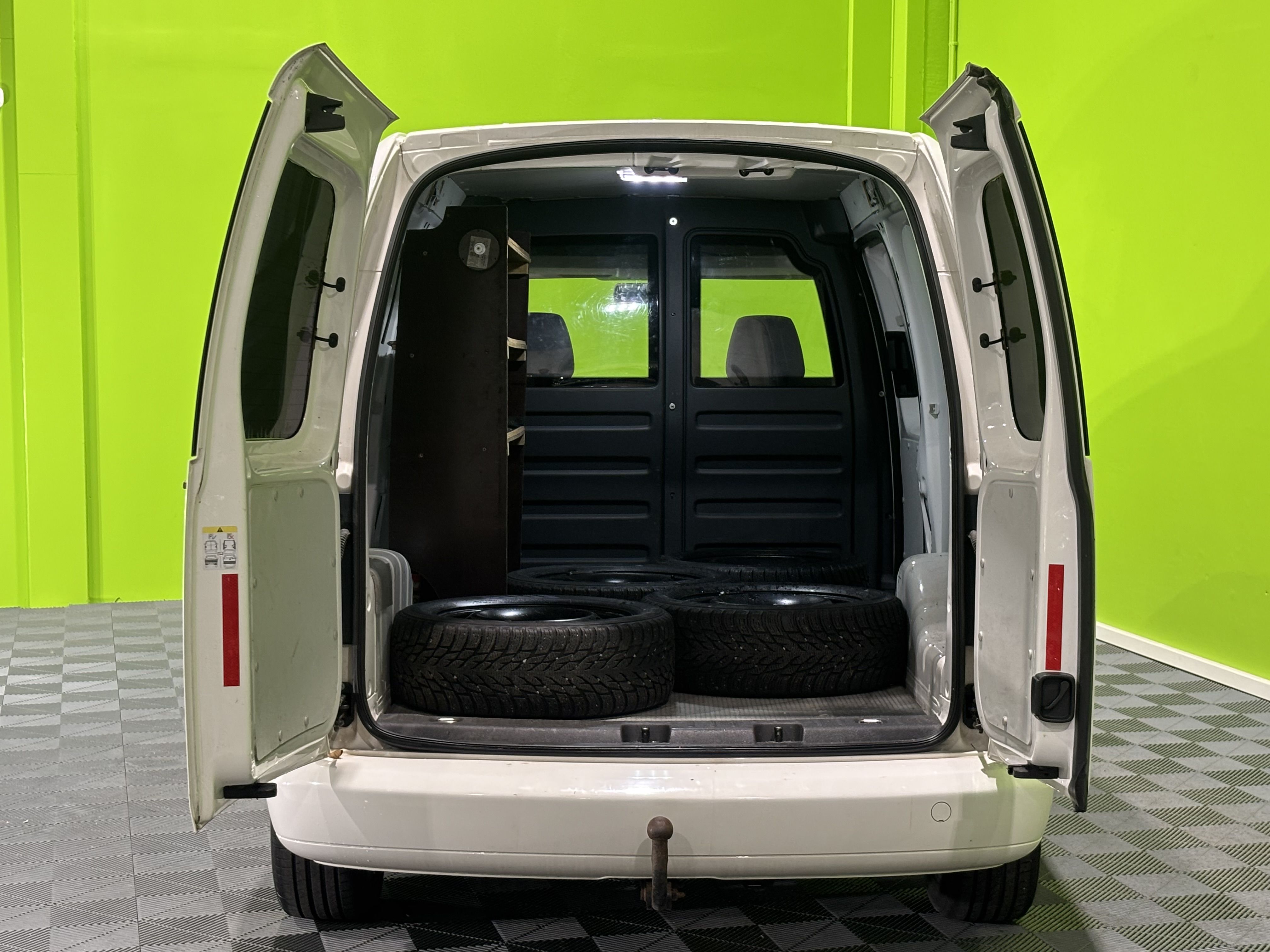 Volkswagen Caddy Maxi 2,0 TDI 103 kW DSG 2015, kuva 4/14