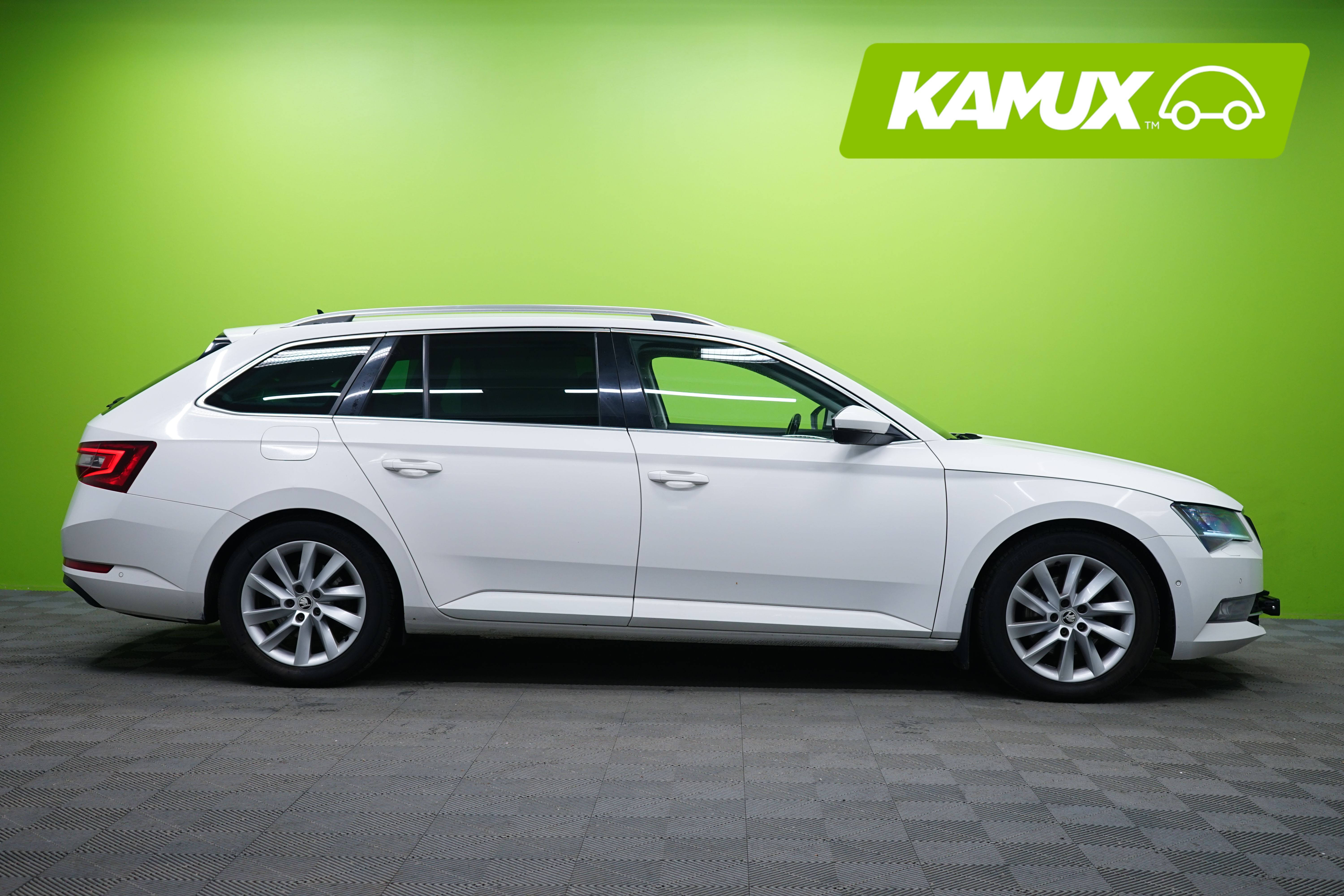 Skoda Superb 2019, kuva 2/24