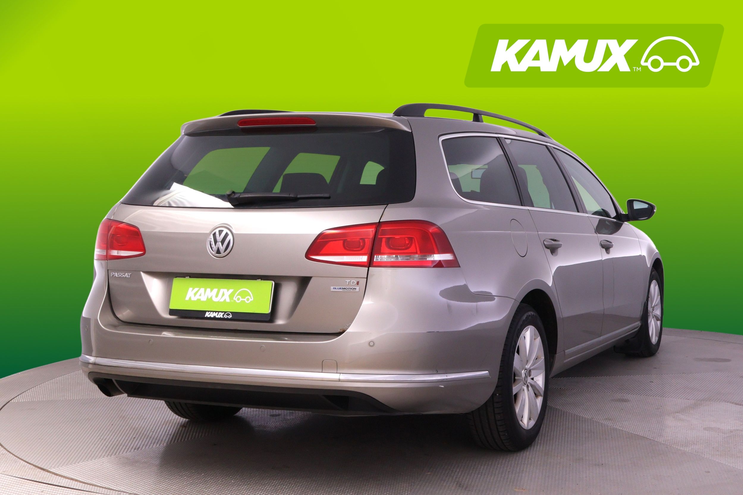 Volkswagen Passat 2014, photo 3/24
