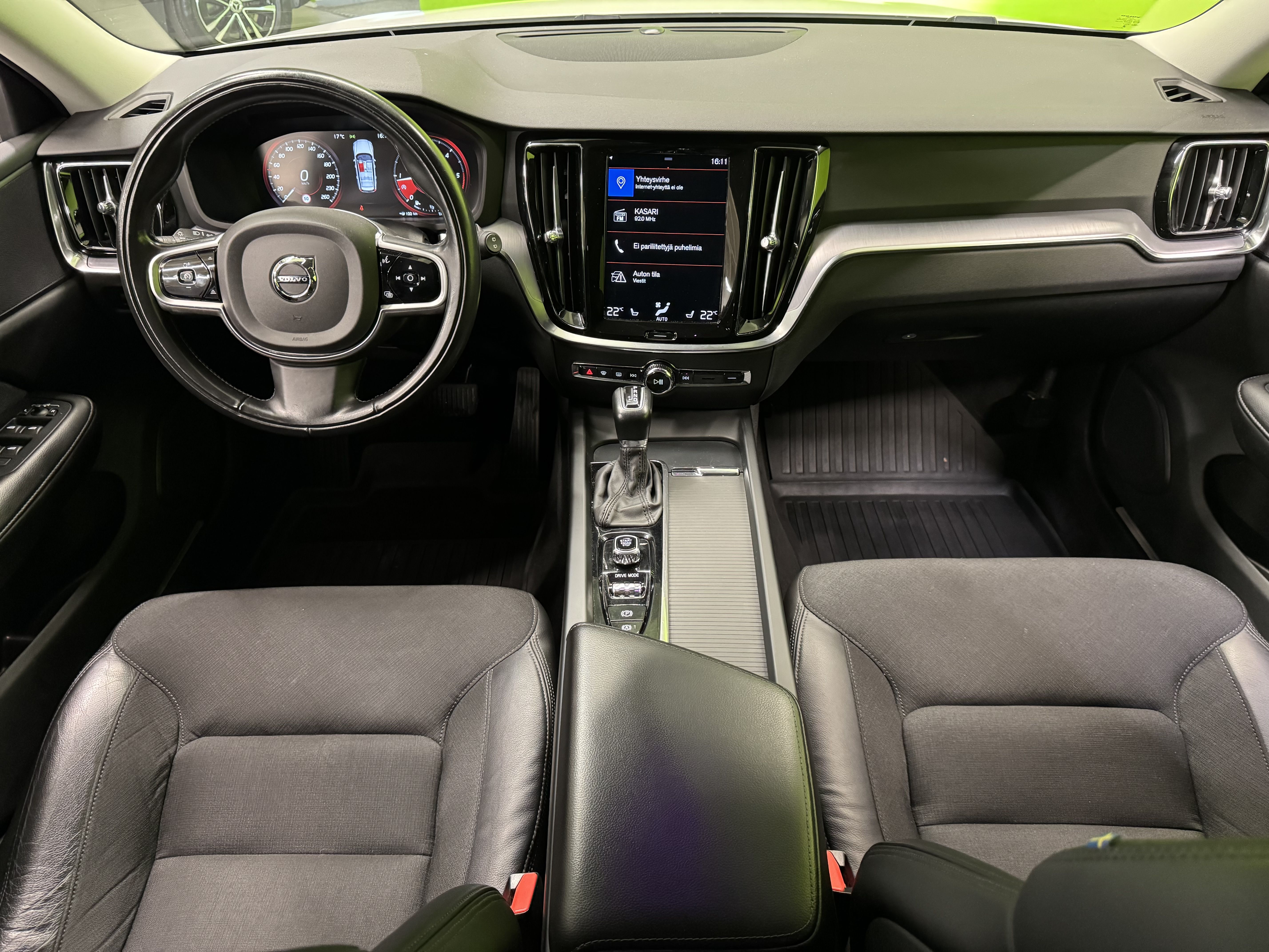 Volvo V60 D3 AWD Business aut 2020, kuva 6/25