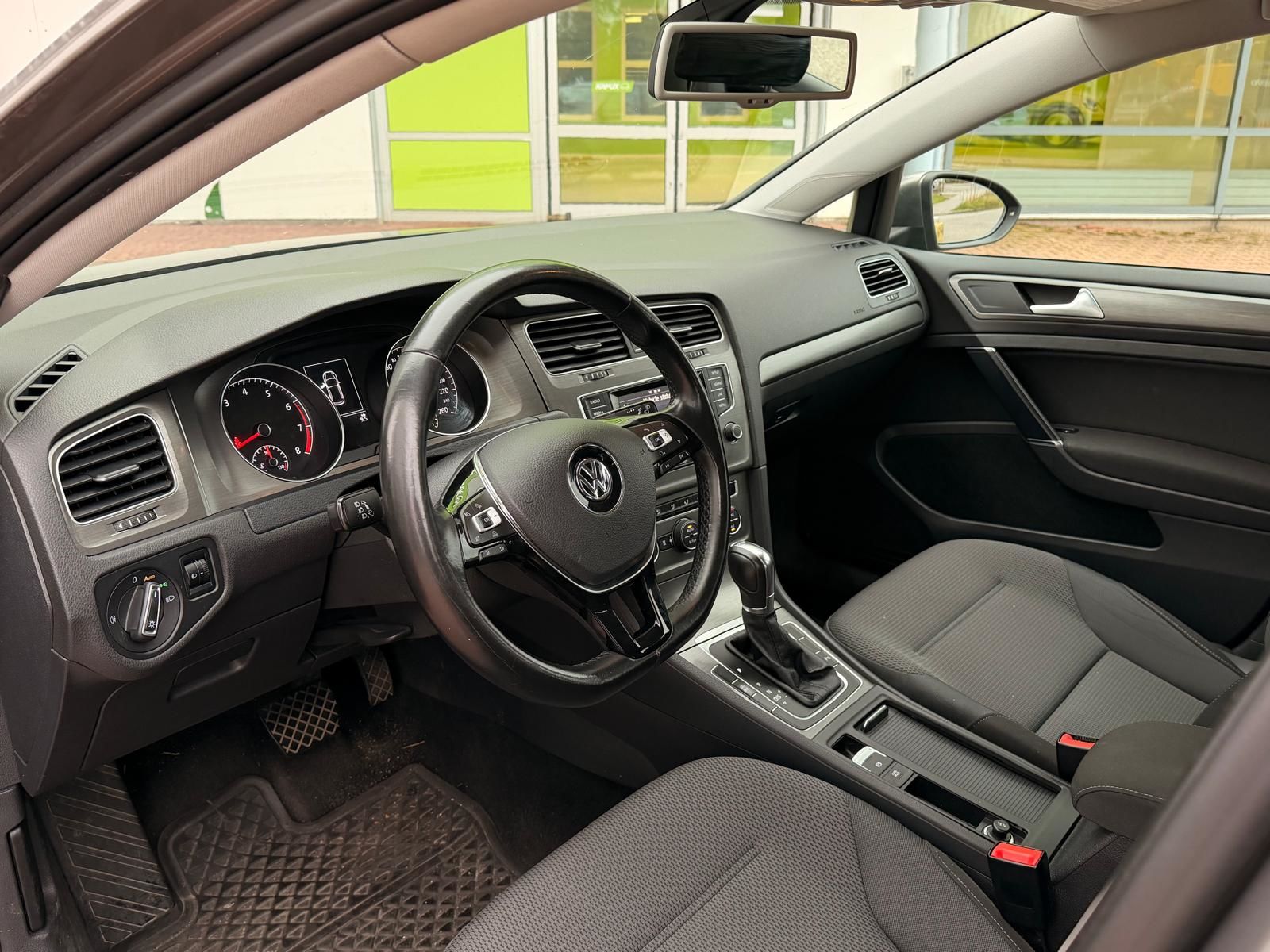 Volkswagen Golf 2013, kuva 3/6