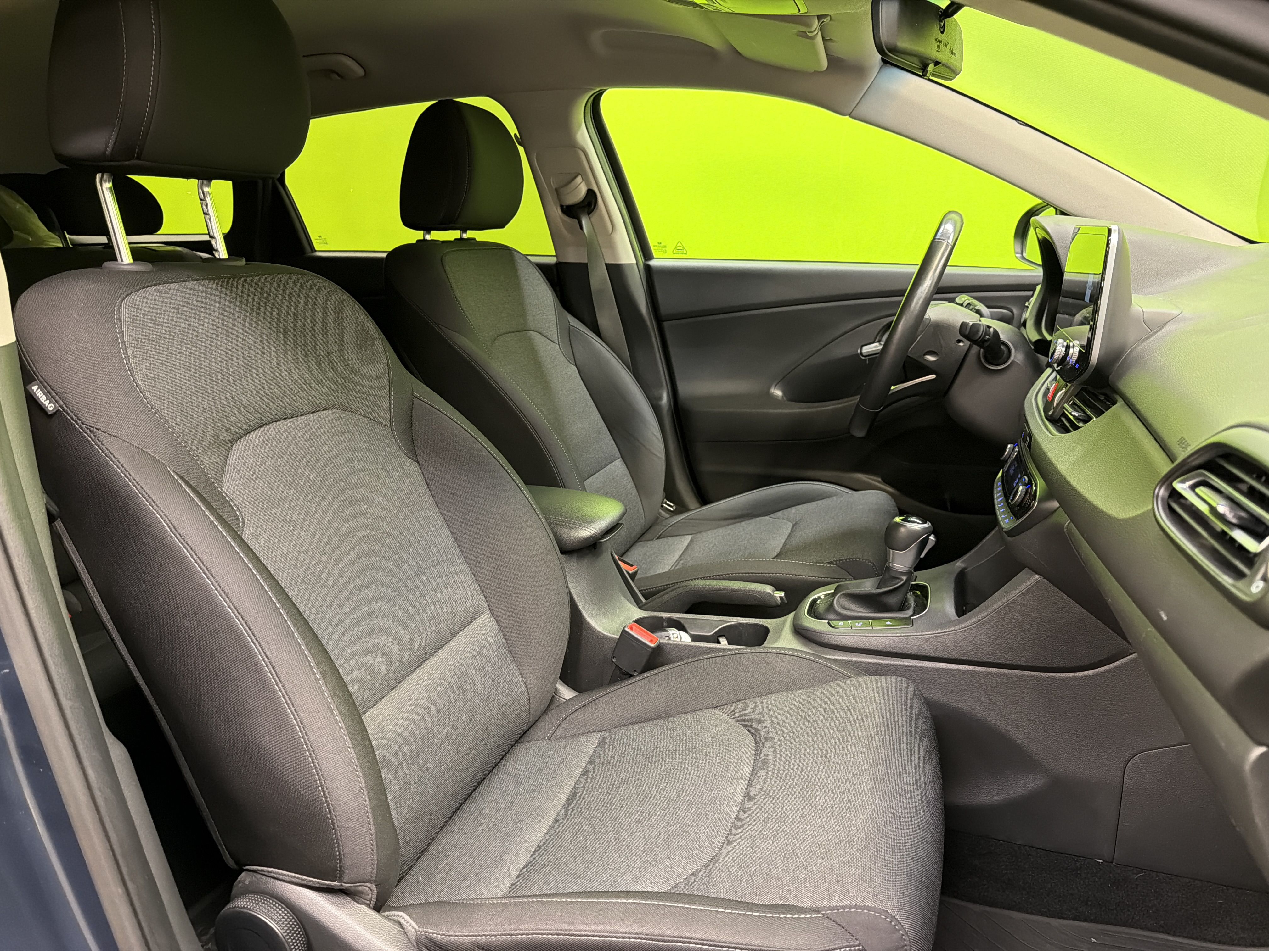 Hyundai i30 2021, photo 6/15