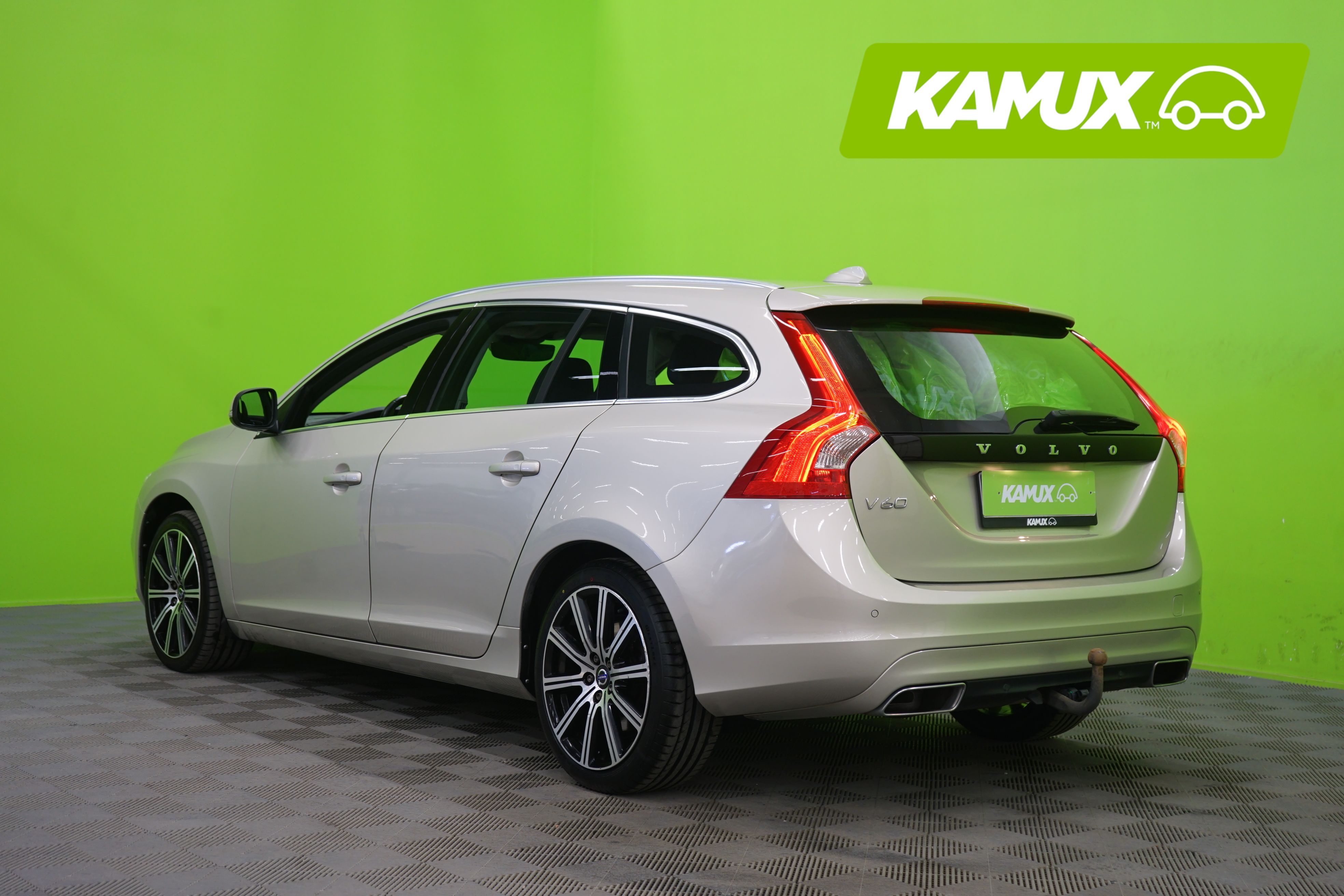 Volvo V60 D4 Business Summum aut 2017, kuva 4/19