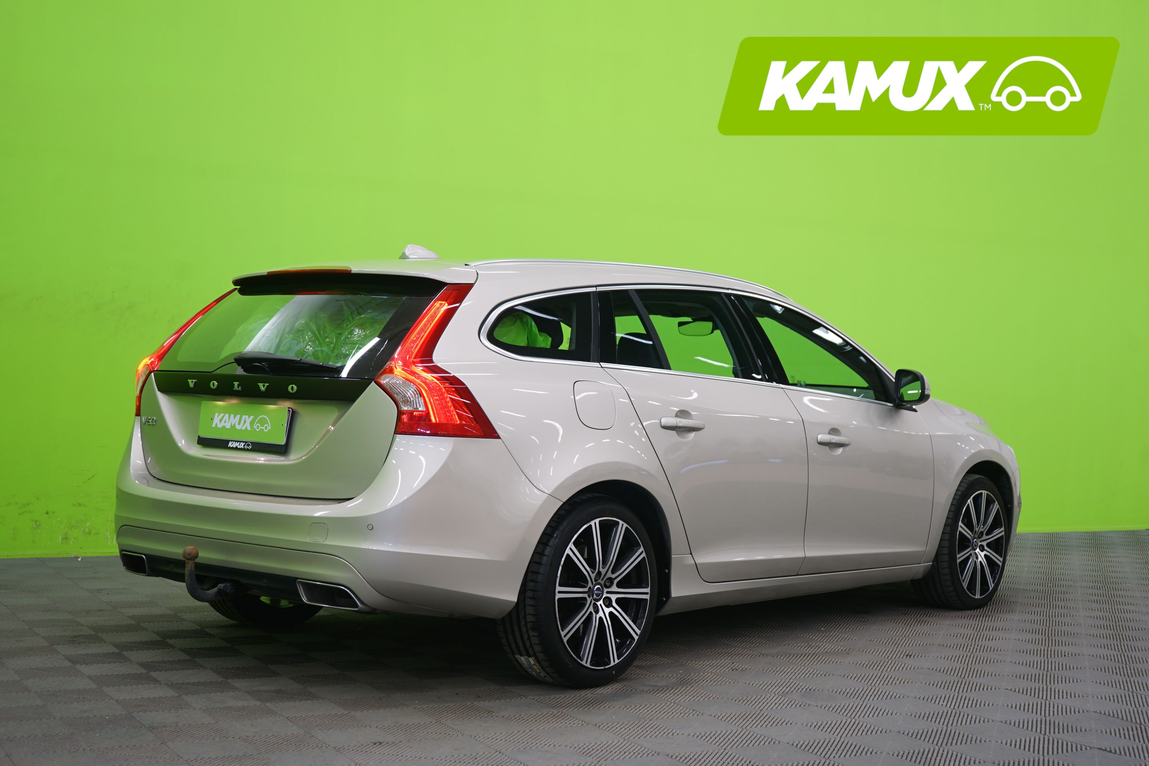 Volvo V60 D4 Business Summum aut 2017, kuva 3/19