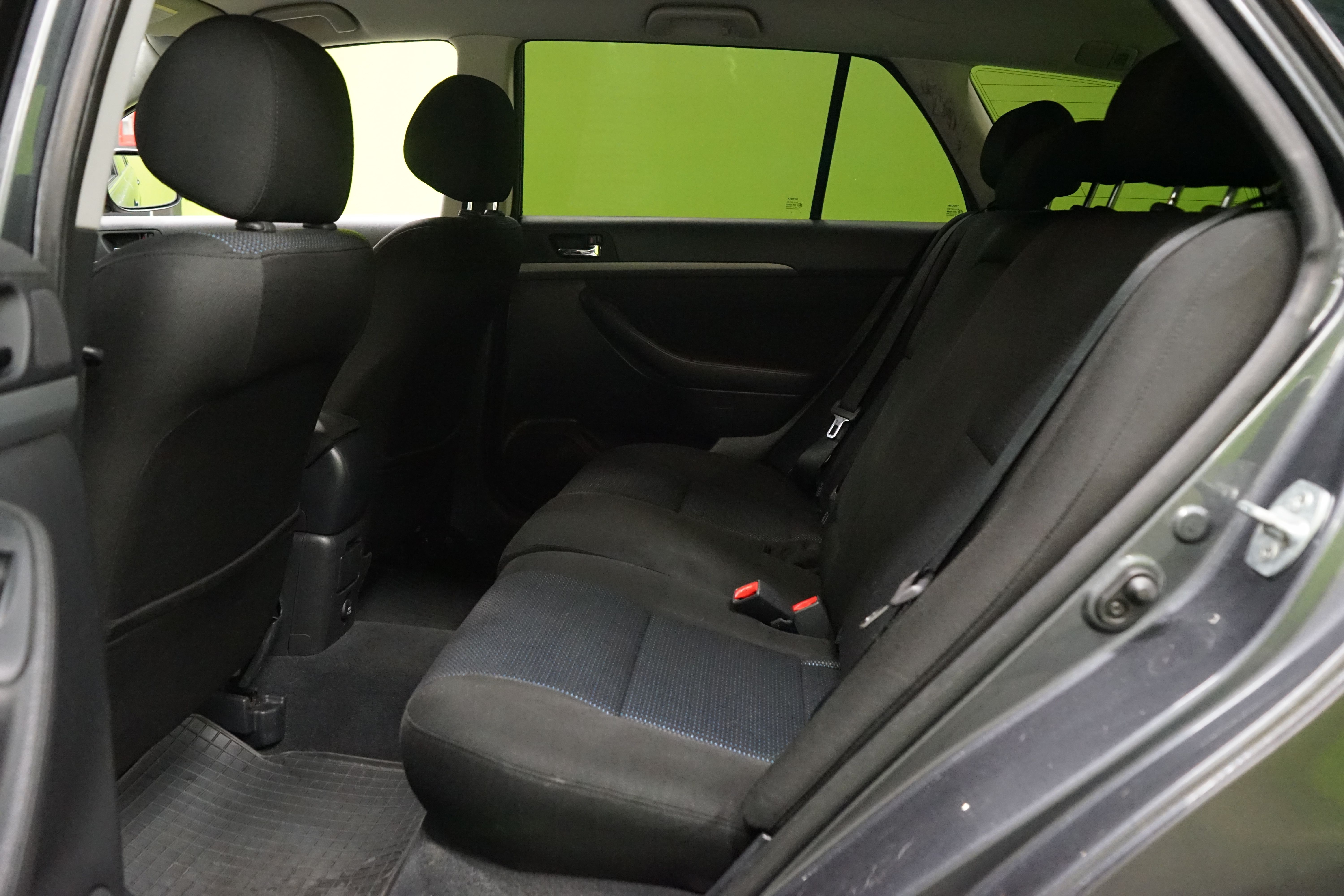Toyota Avensis 2009, kuva 7/18