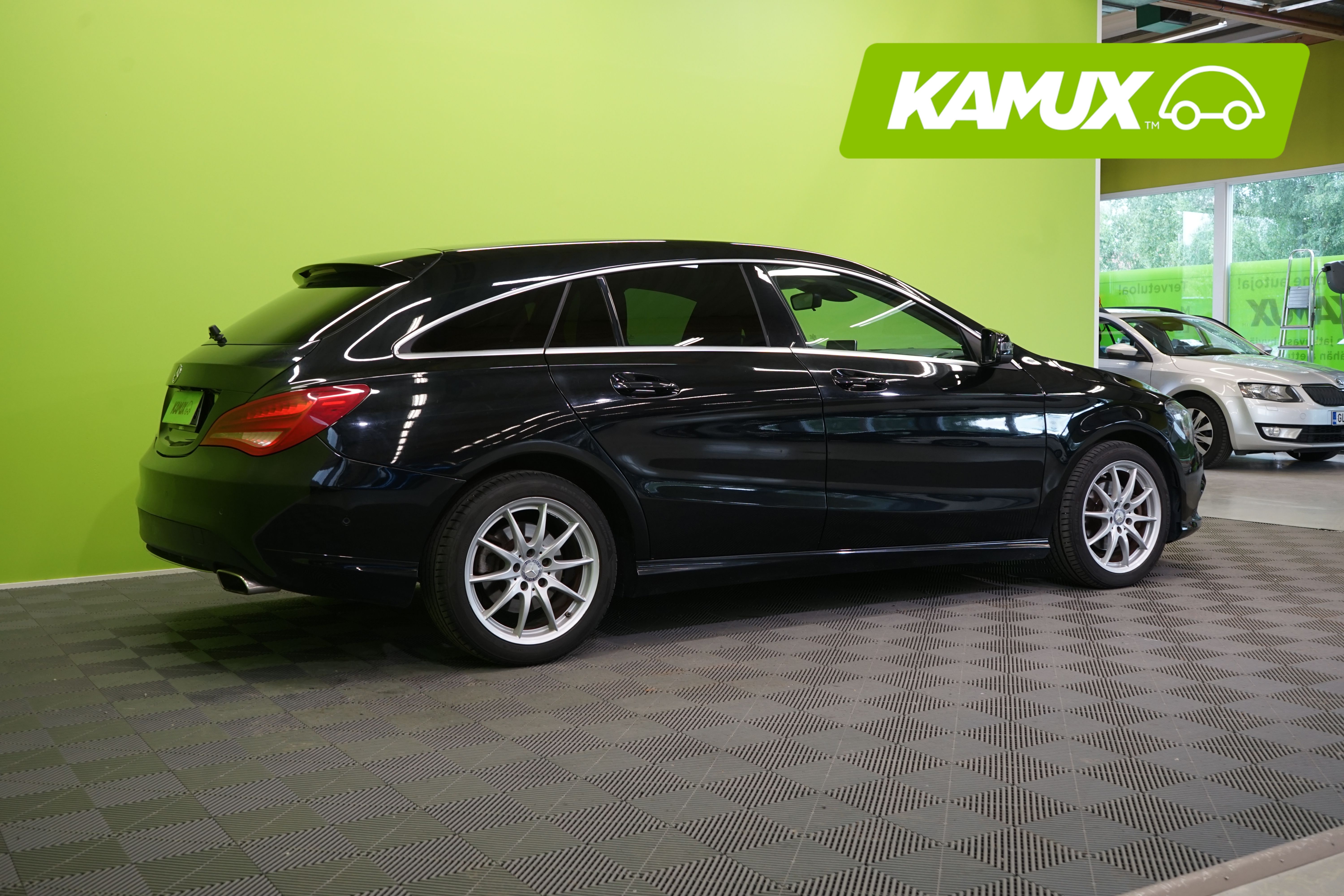 Mercedes-Benz CLA 220 d A Shooting Brake 2015, photo 3/22