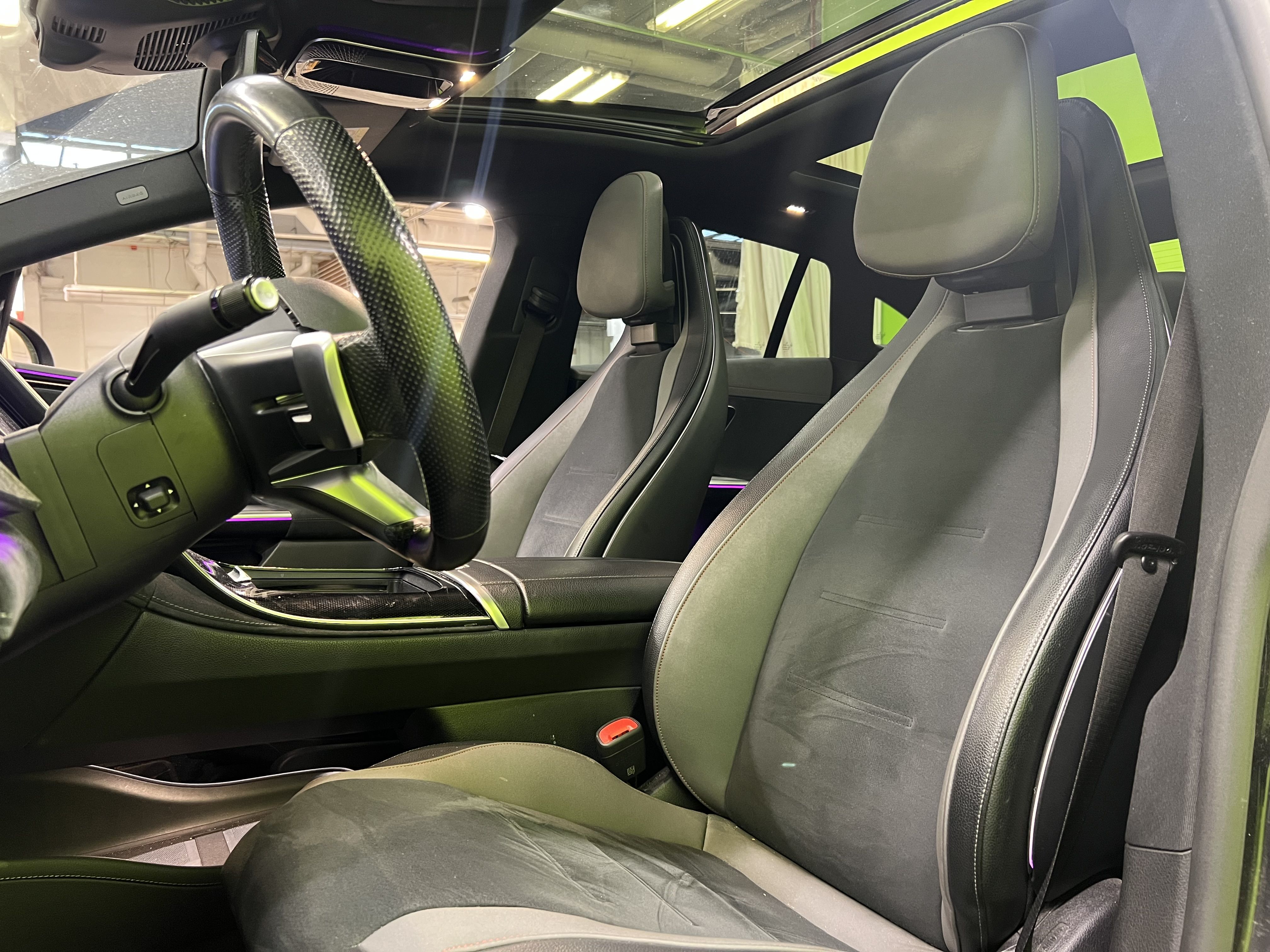 Mercedes-Benz EQE 350+ AMG 2022, photo 6/13