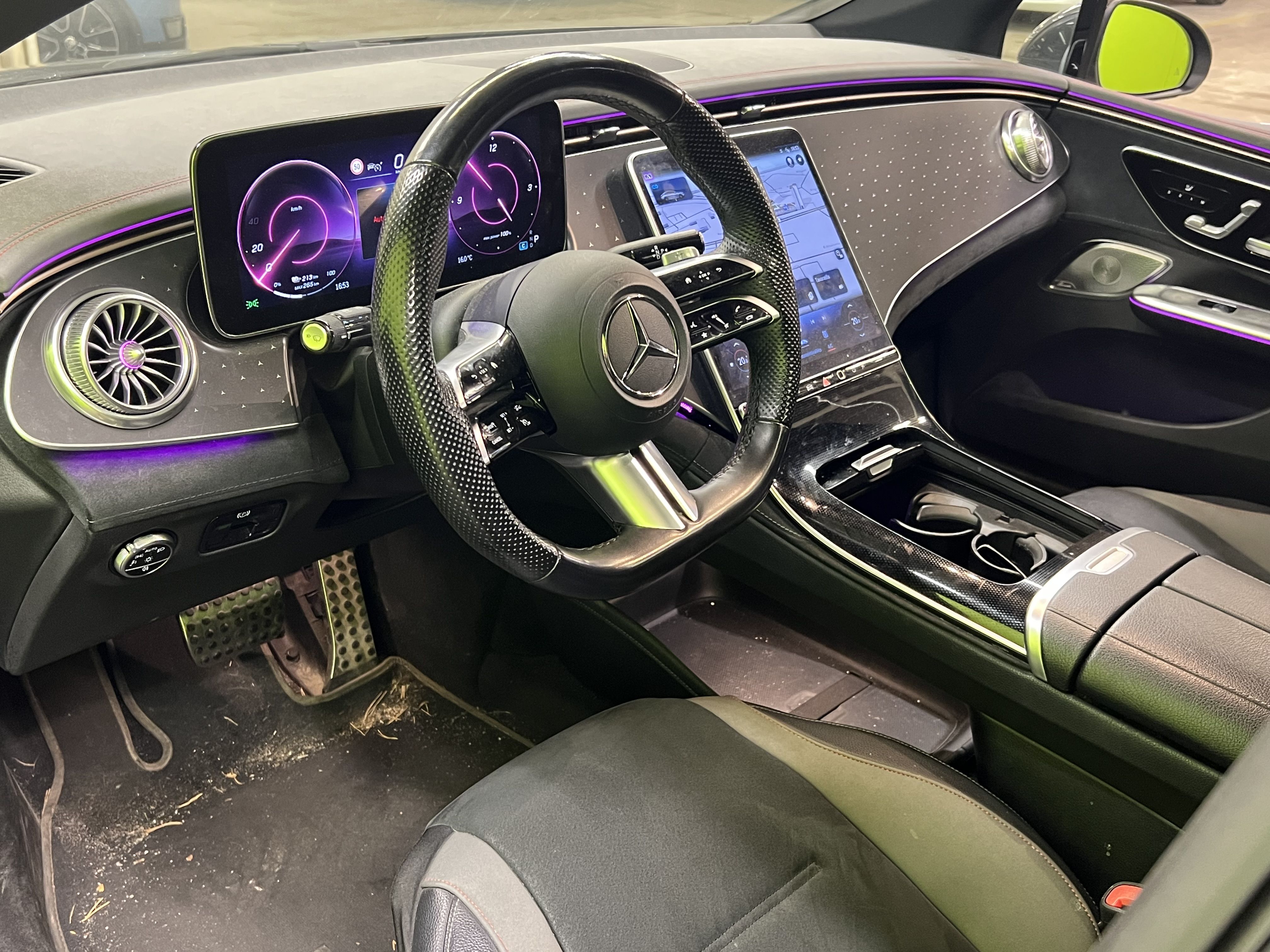 Mercedes-Benz EQE 350+ AMG 2022, photo 5/13