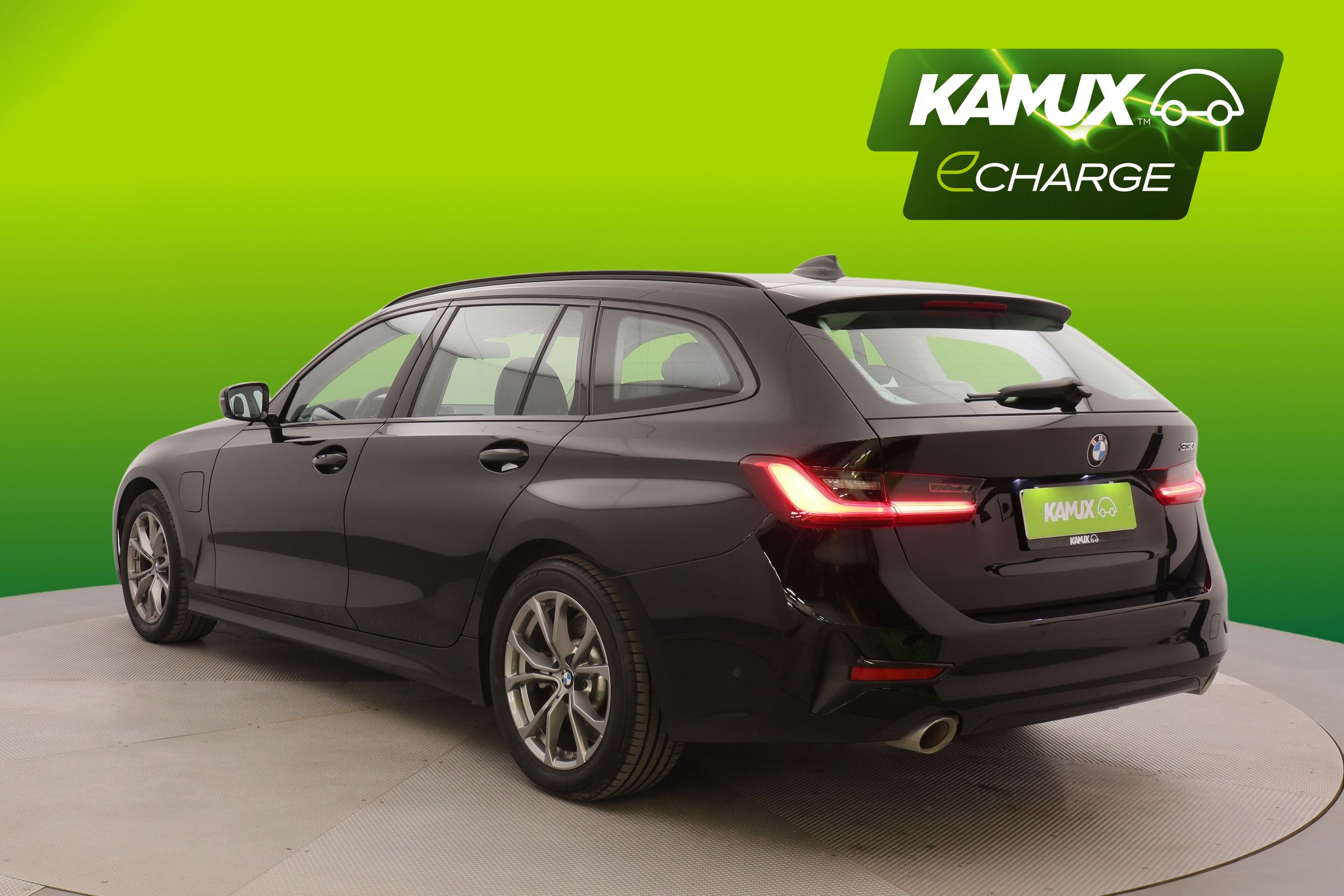 BMW 330 G21 Touring 330e Business Sport 2021, photo 4/23