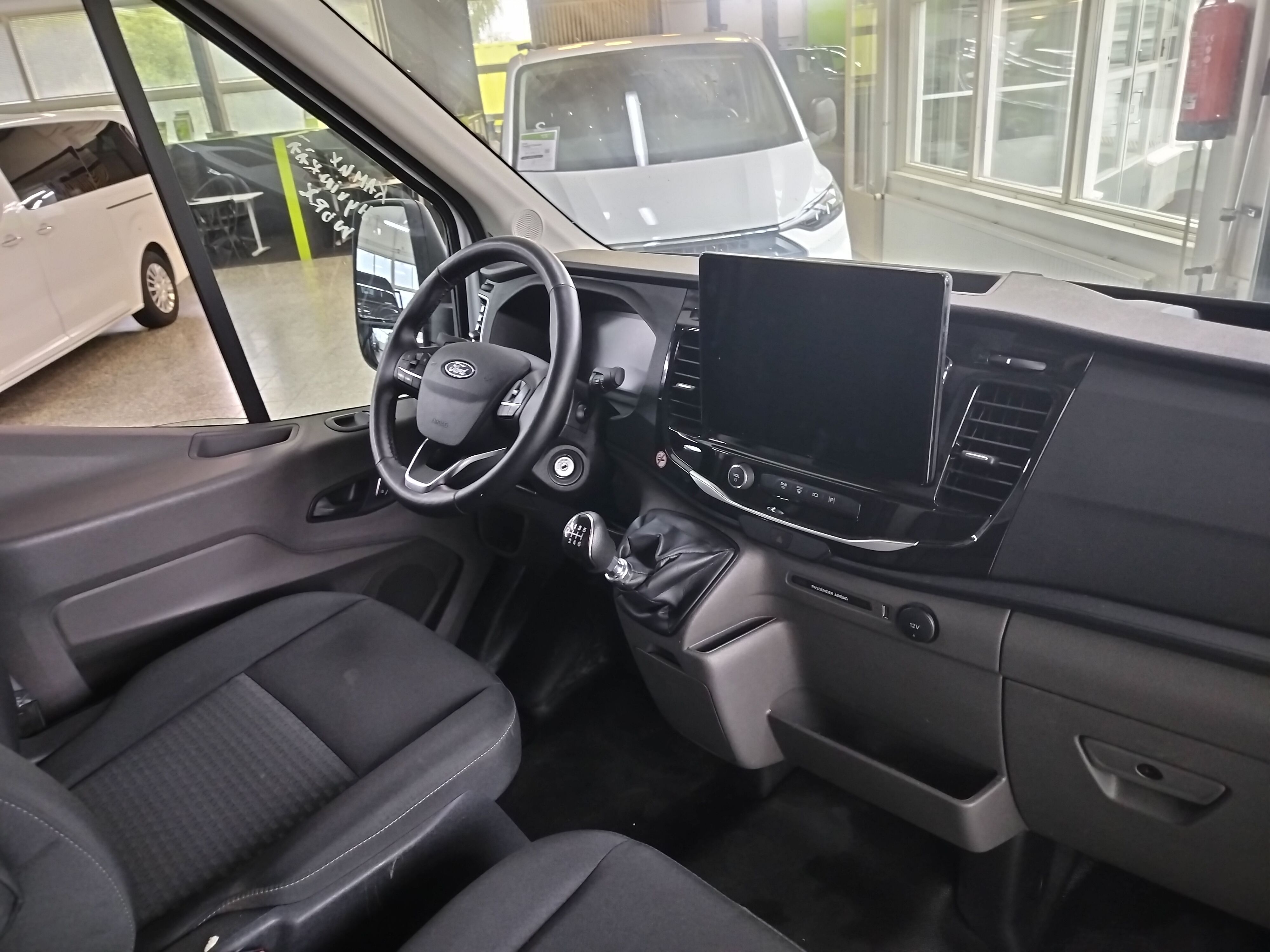 Ford Transit 2025, photo 5/8