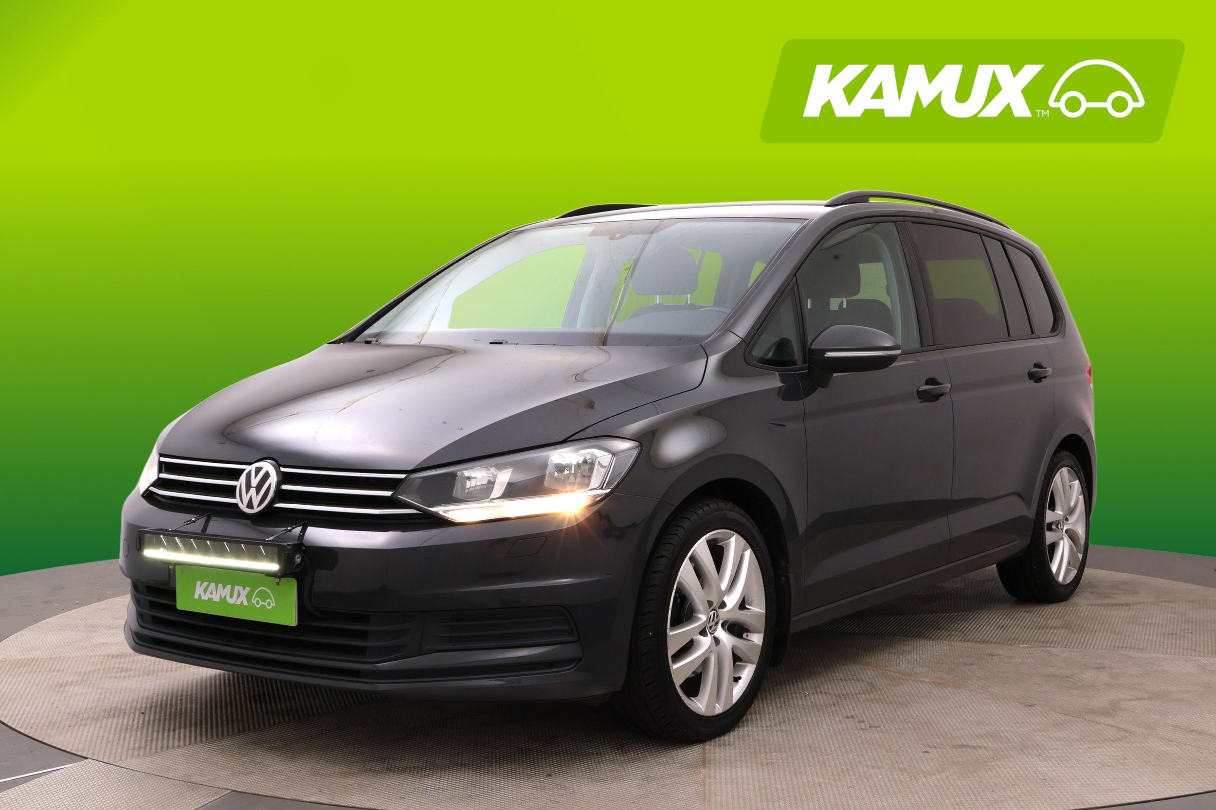 Volkswagen Touran 2020, bild 5/23