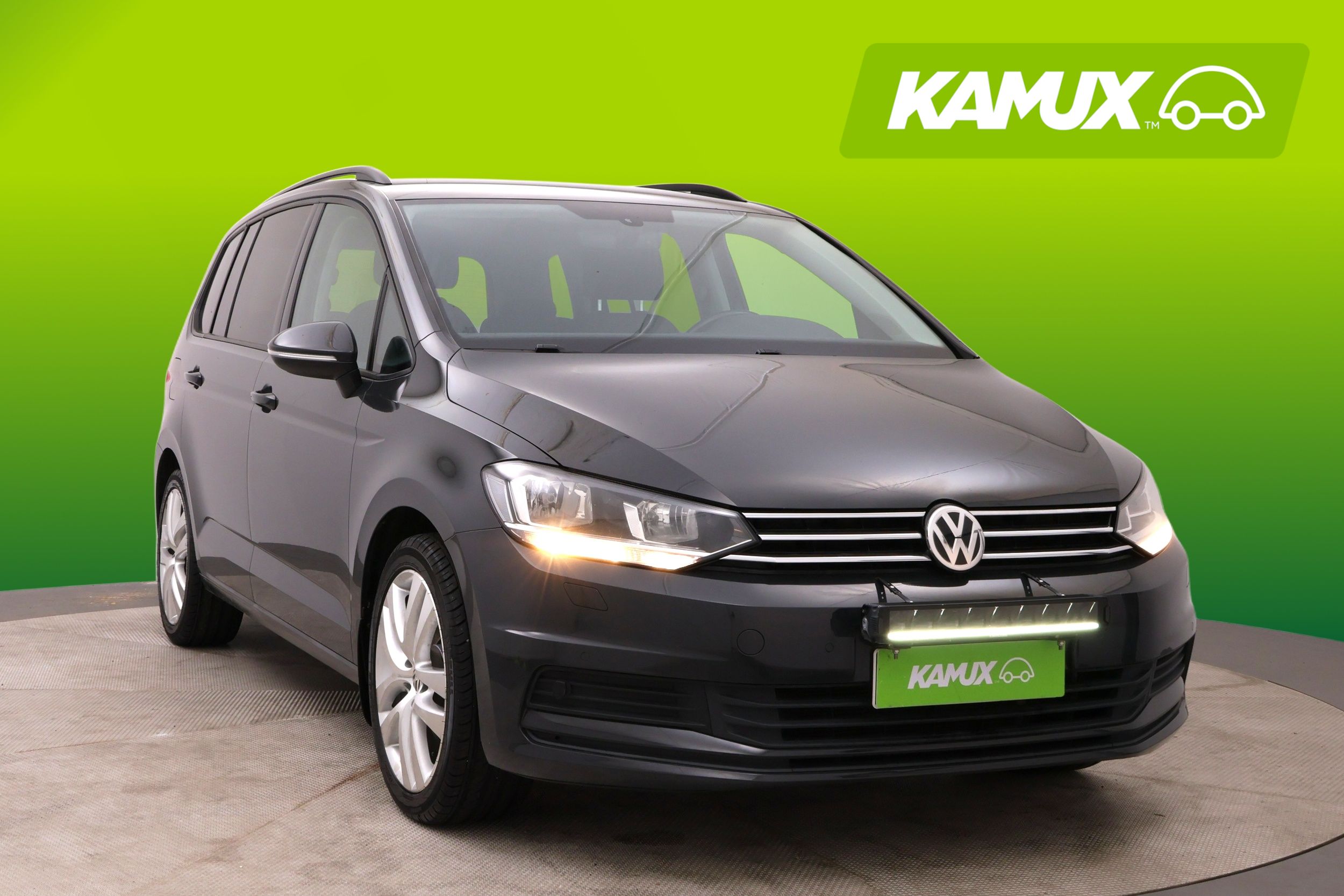 Volkswagen Touran 2020, bild 6/23