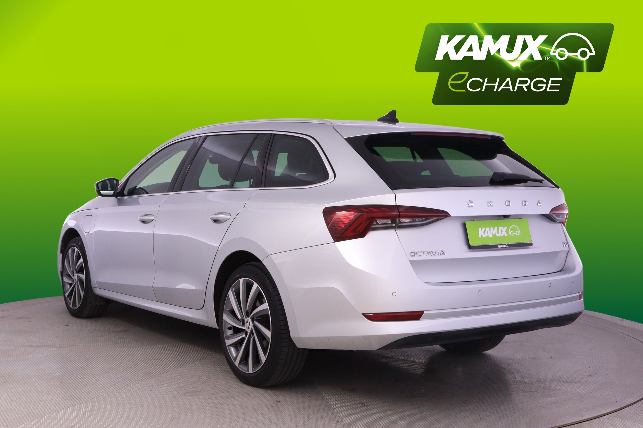 Skoda Octavia 2021, photo 4/30