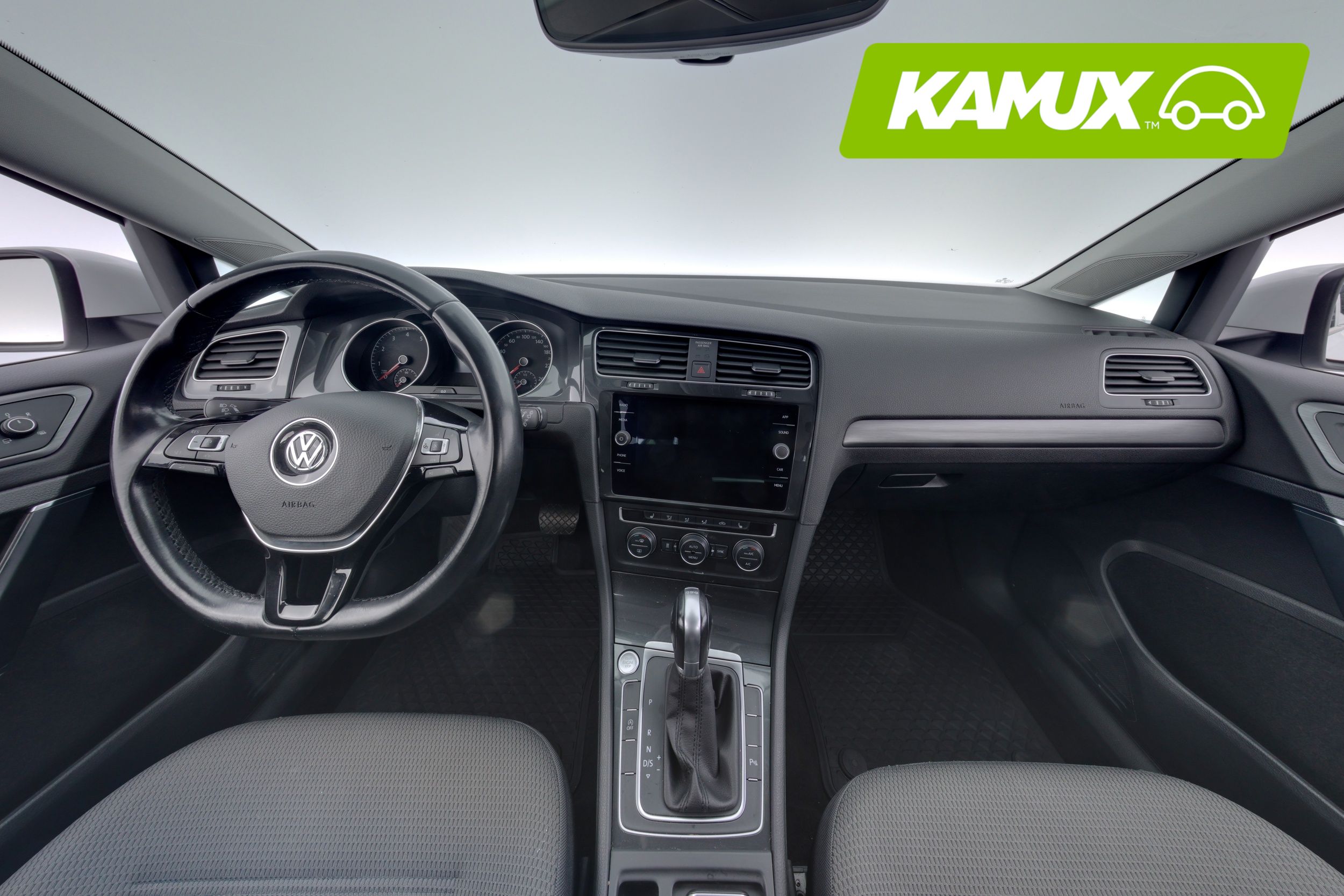 Volkswagen Golf 2019, photo 7/27