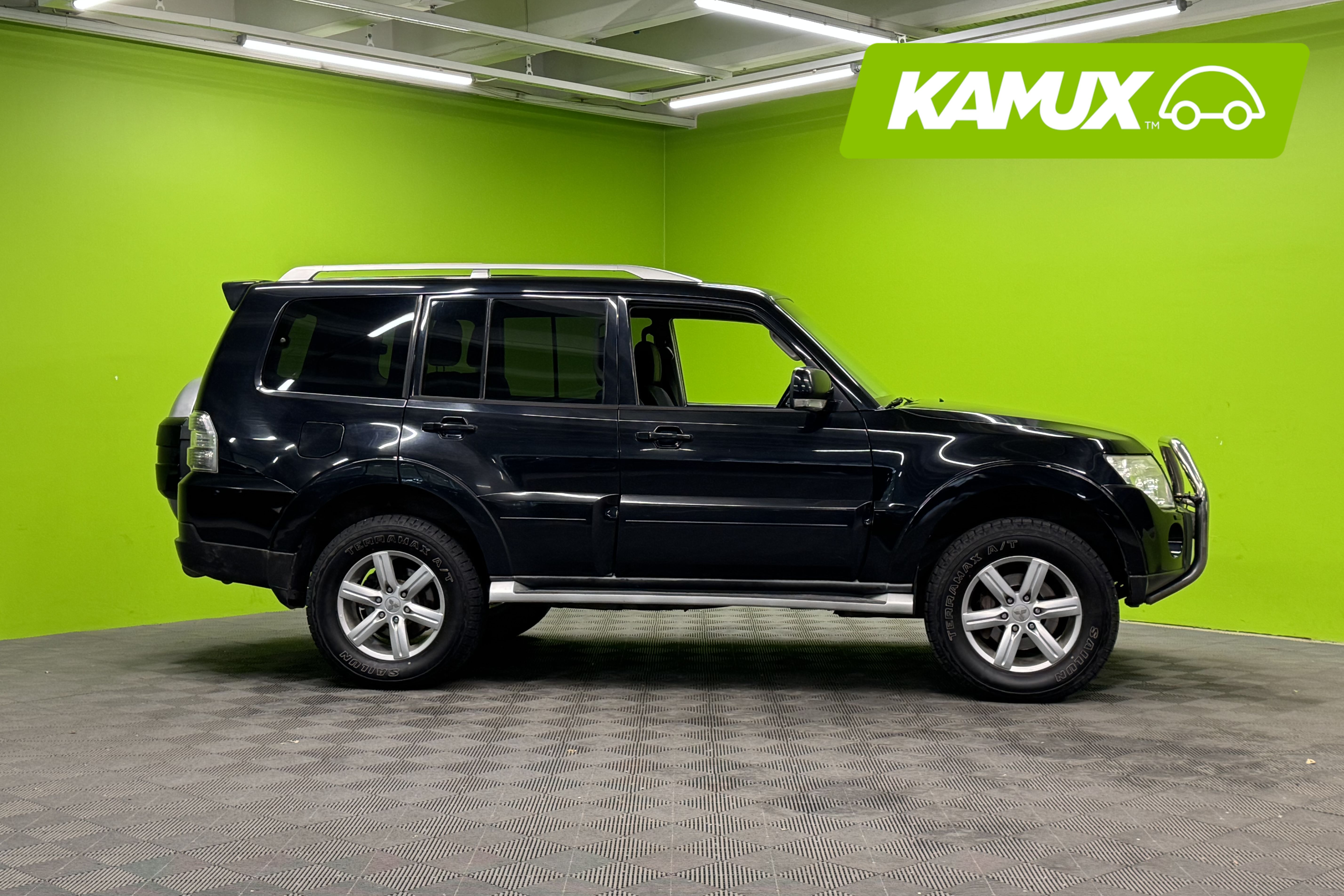 Mitsubishi Pajero Wagon 3,2 DI-D Invite 2007, bild 2/23