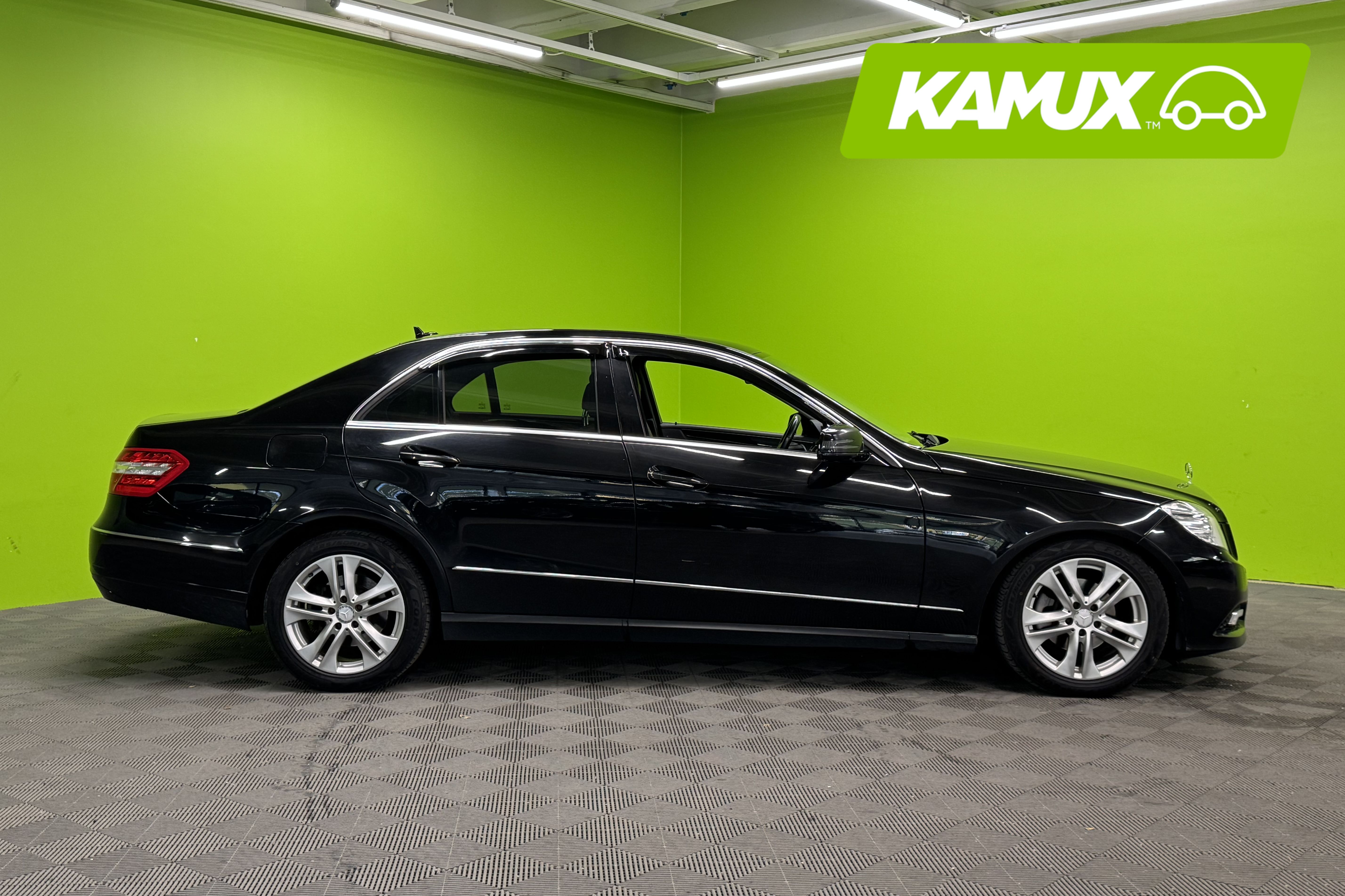 Mercedes-Benz E 220 CDI BE Business 2009, bild 2/18