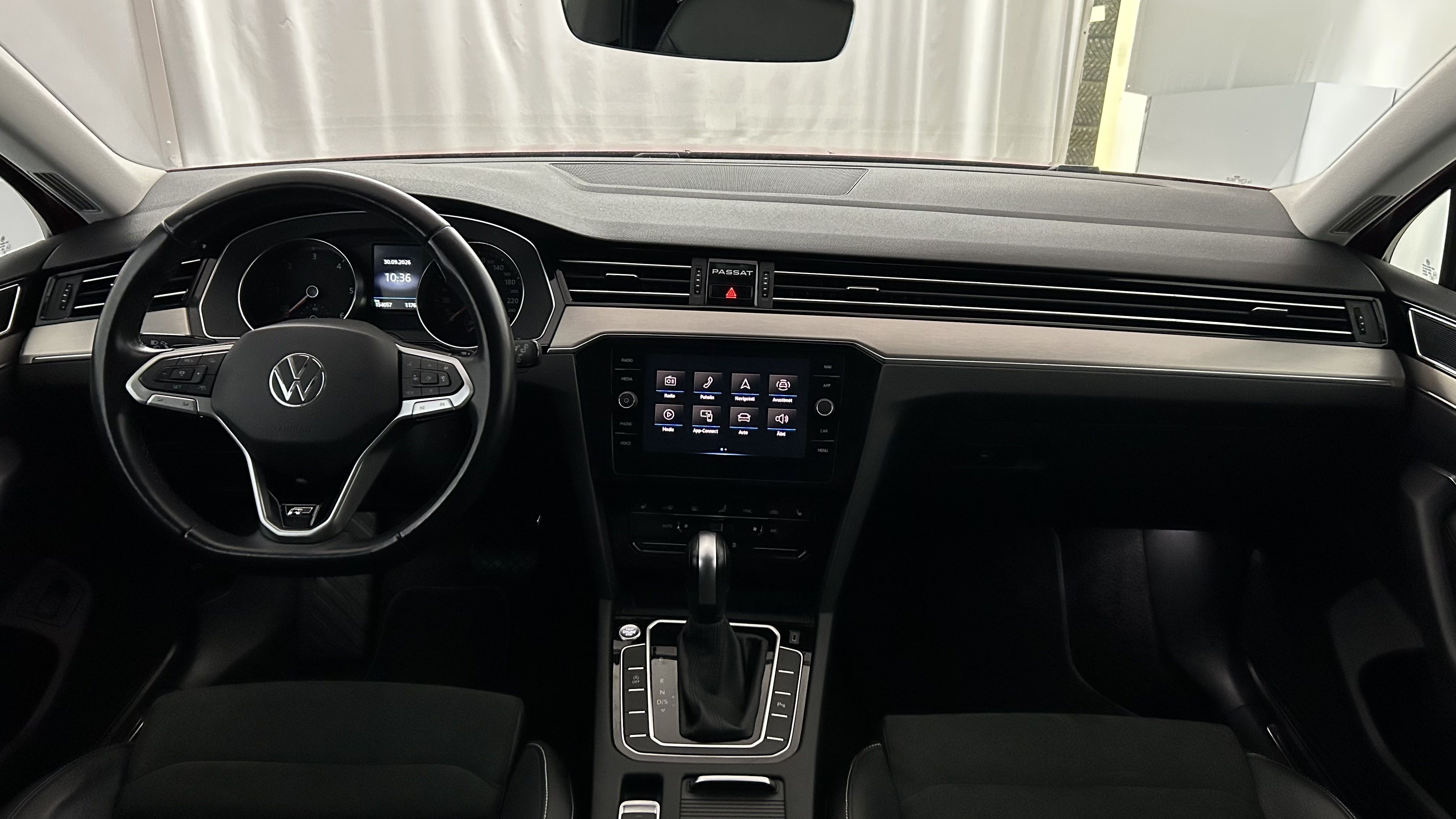 Volkswagen Passat 2021, bild 7/26