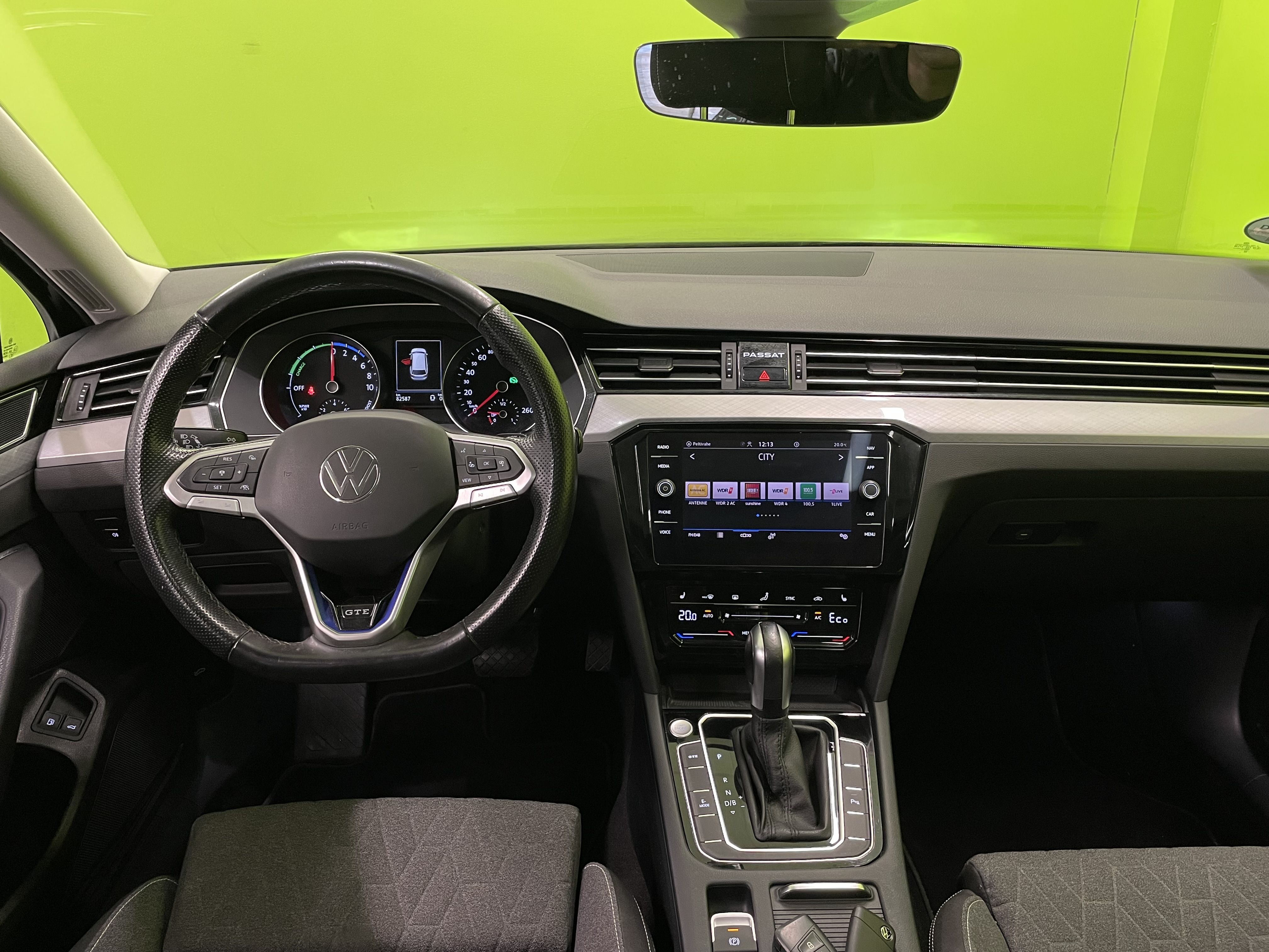 Volkswagen Passat 2023, bild 6/24