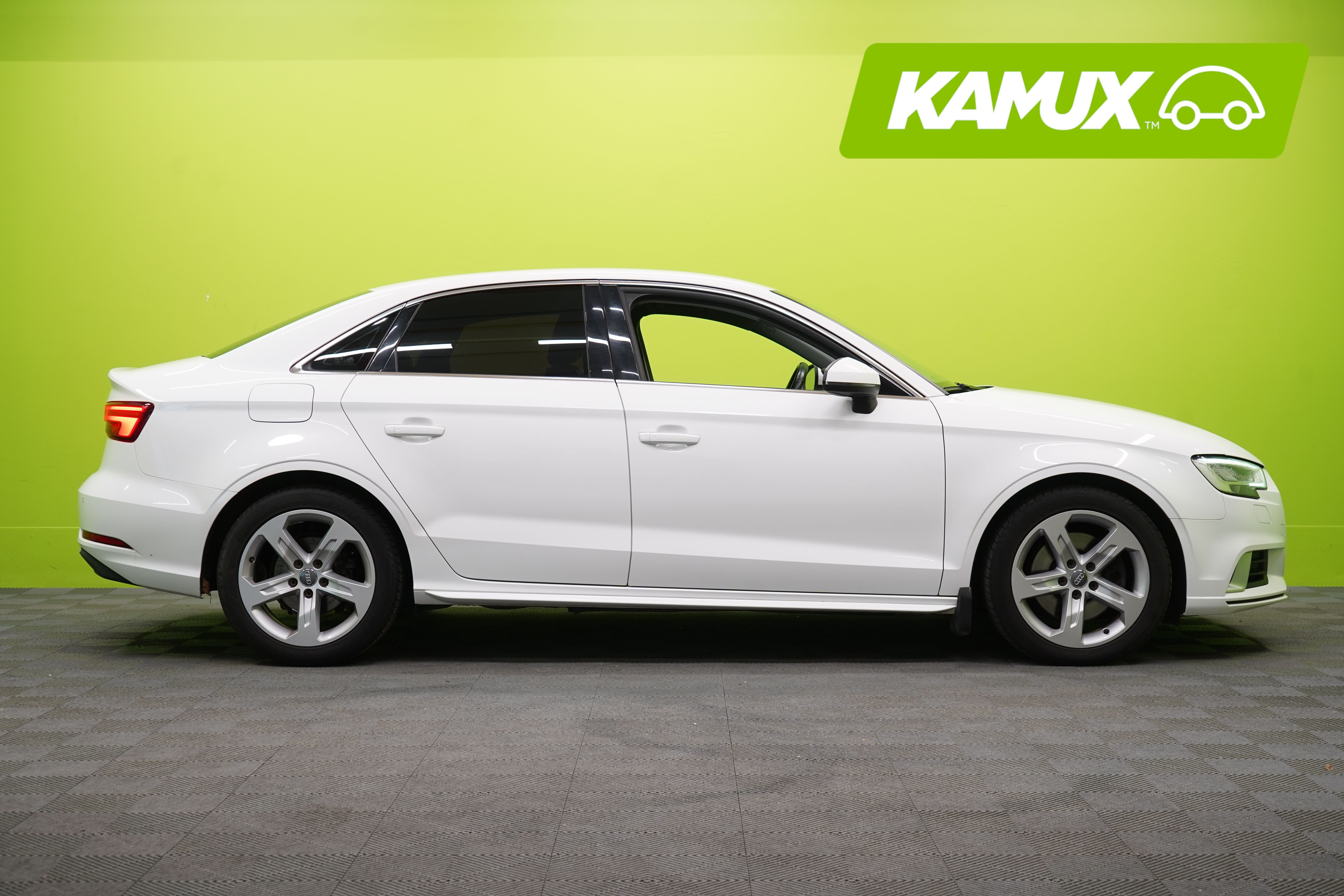 Audi A3 2018, bild 2/25