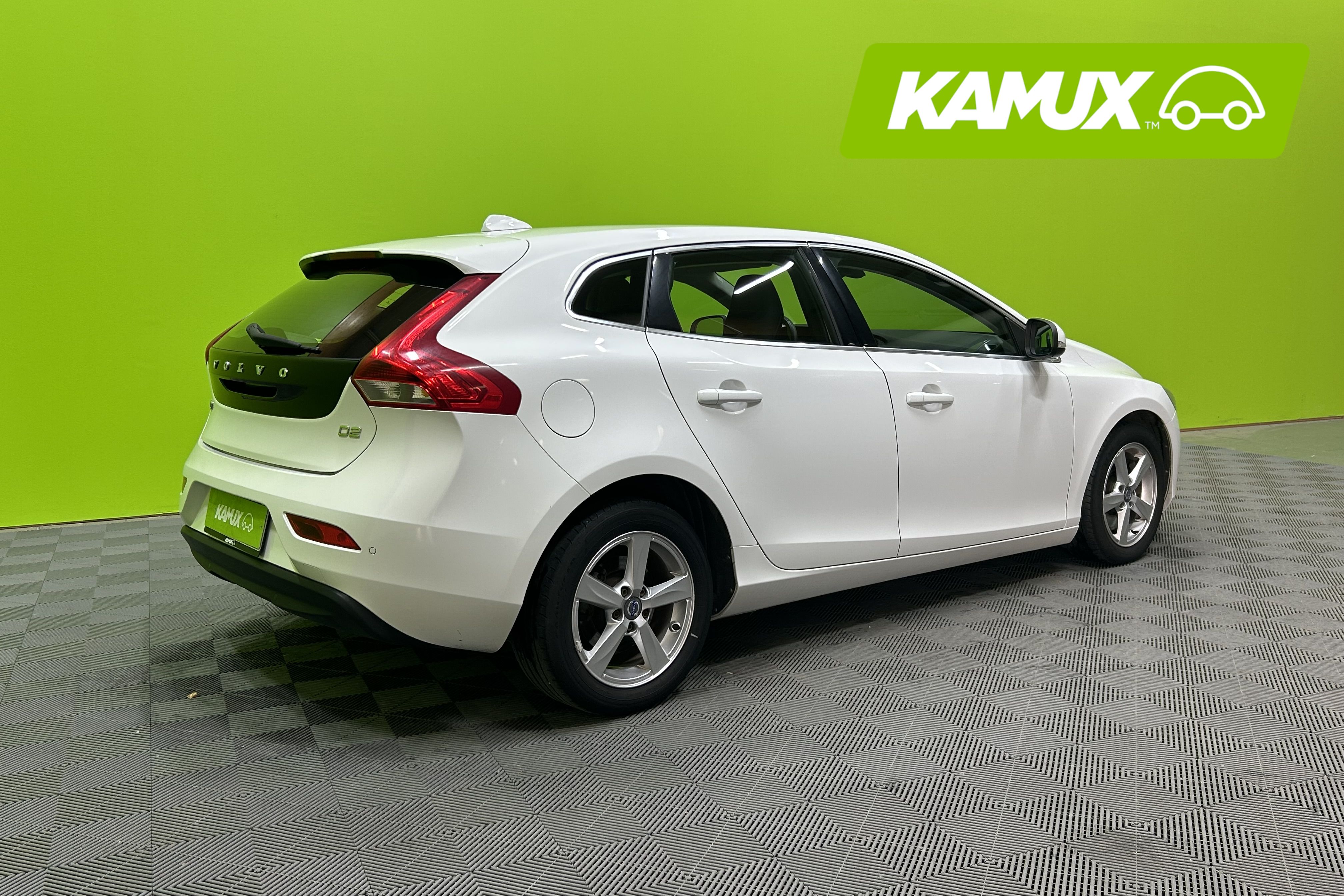 Volvo V40 D2 Momentum aut 2016, bild 3/20