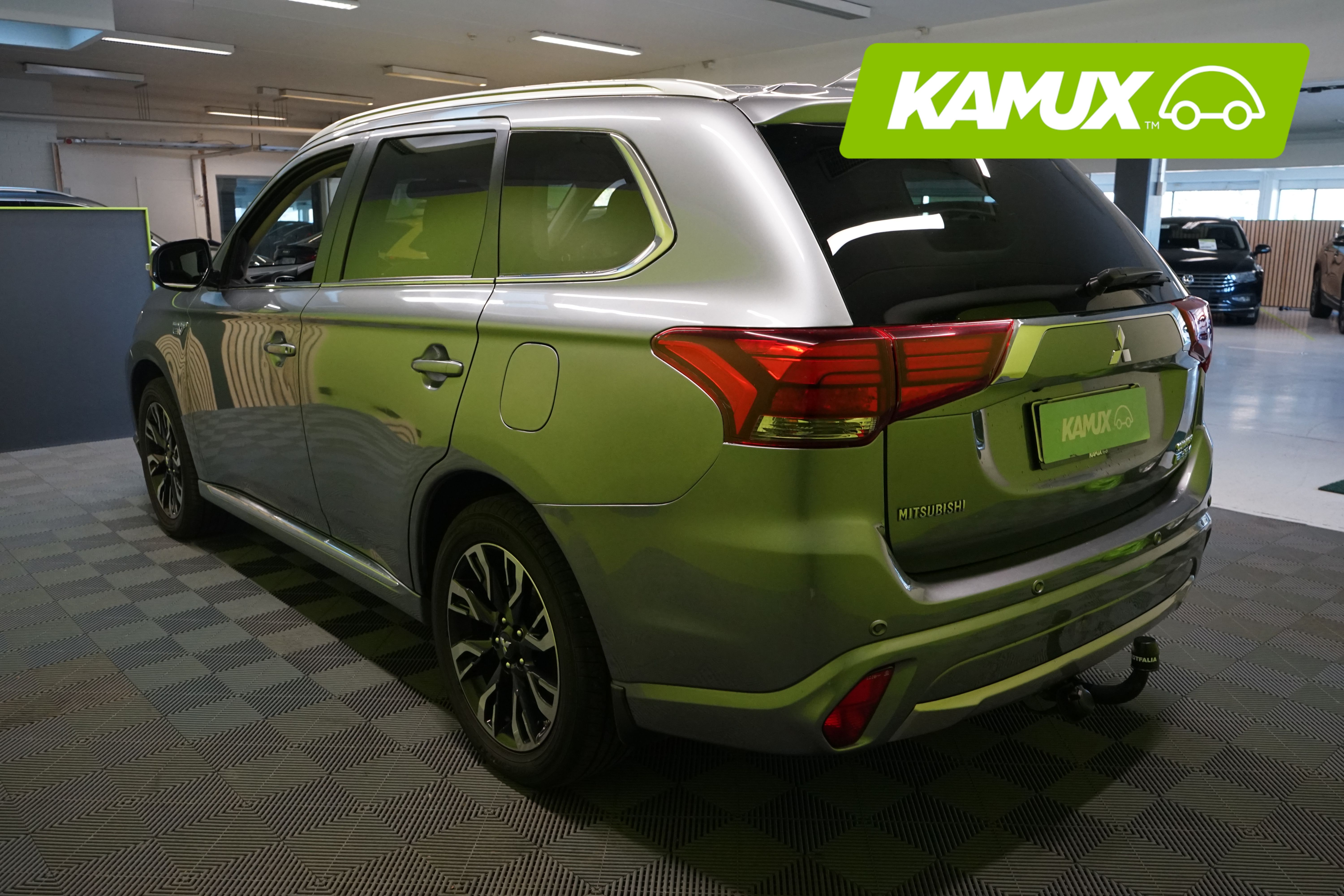 Mitsubishi Outlander PHEV 2016, bild 4/23